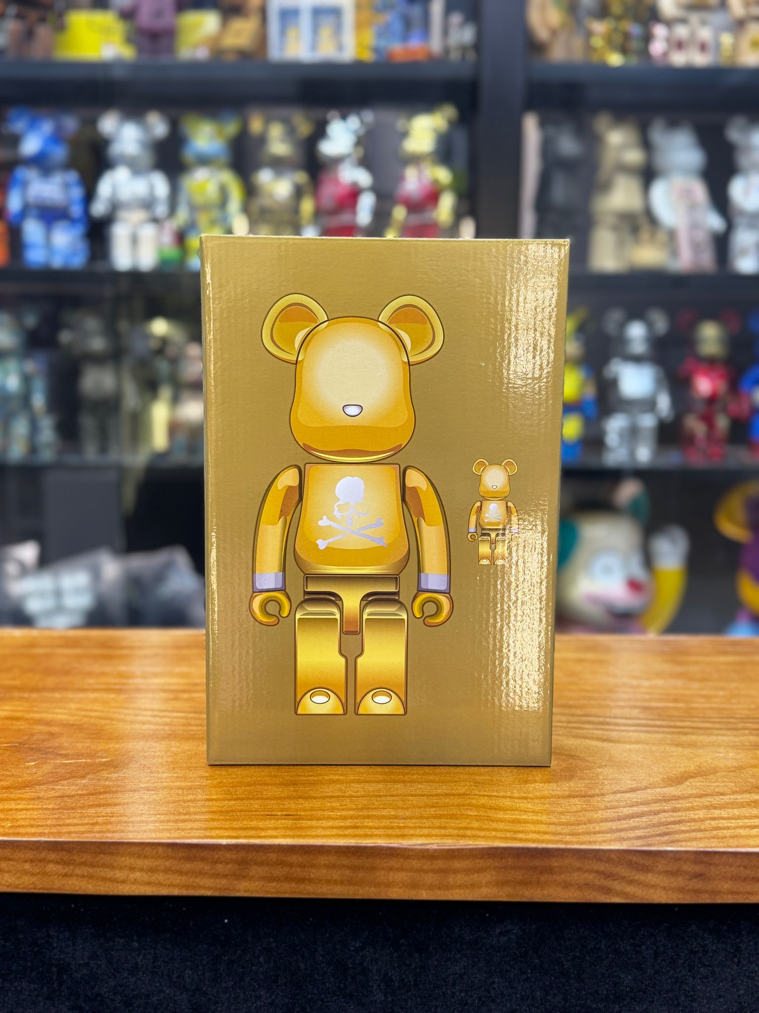 100% & 400% BE@RBRICK mastermind JAPAN GOLD