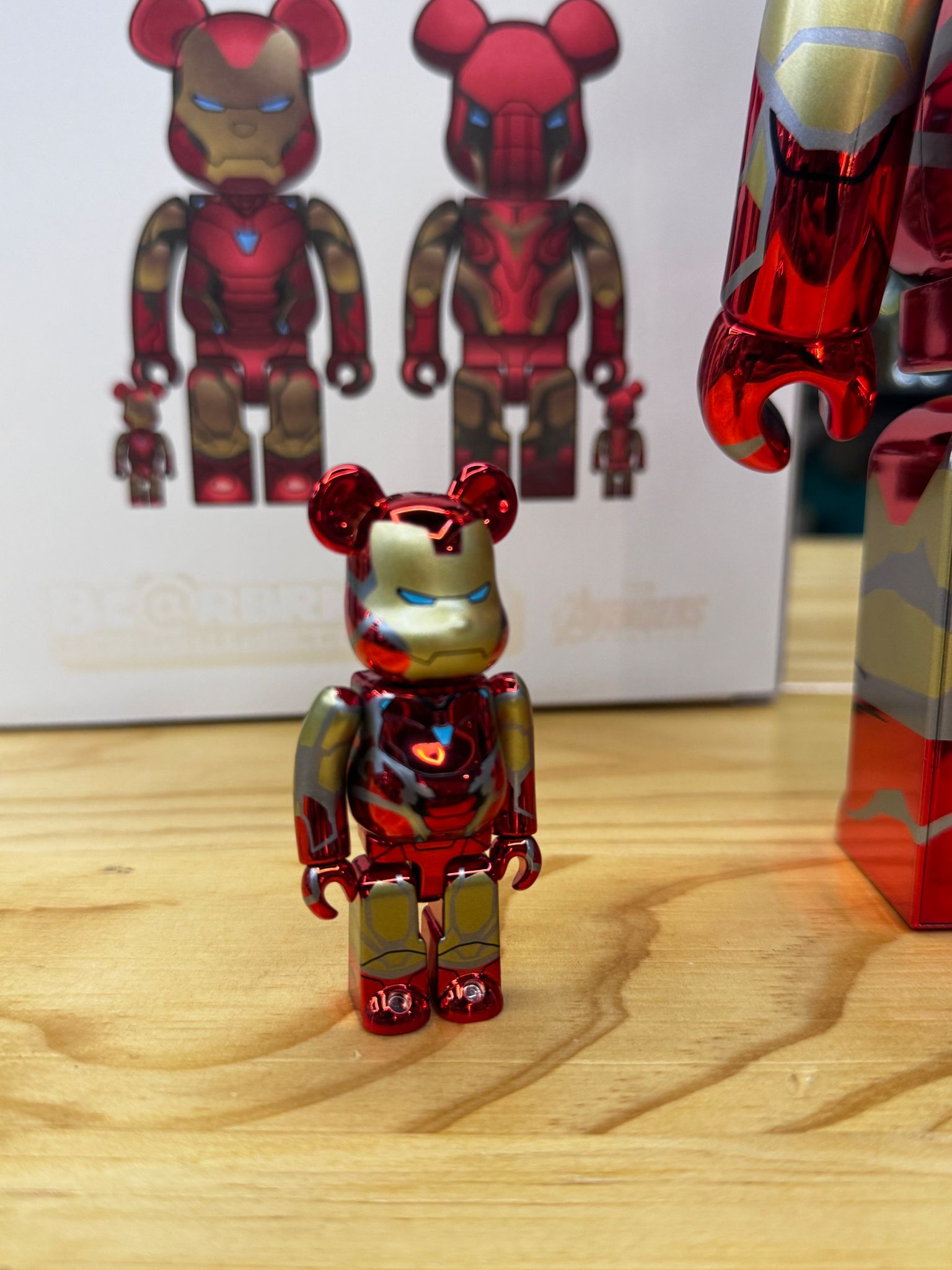 100% & 400% BE@RBRICK IRON MAN MARK85 CHROME Ver.