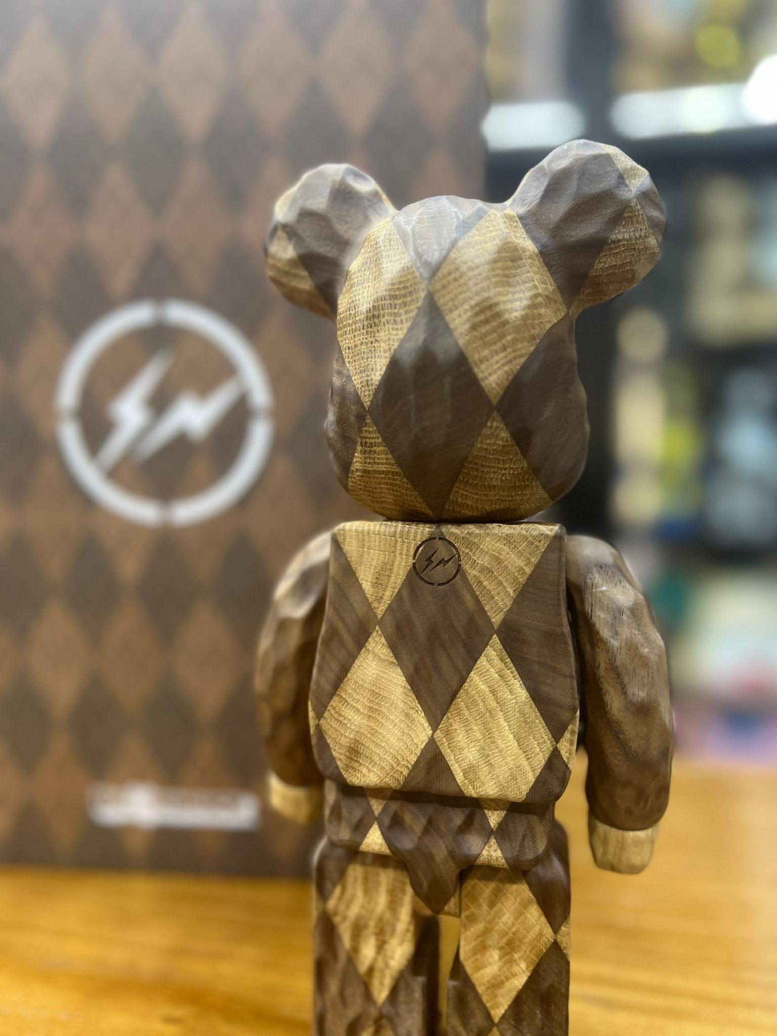 400% BE@RBRICK カリモク fragmentdesign carved wooden-LATTICE PATTERN