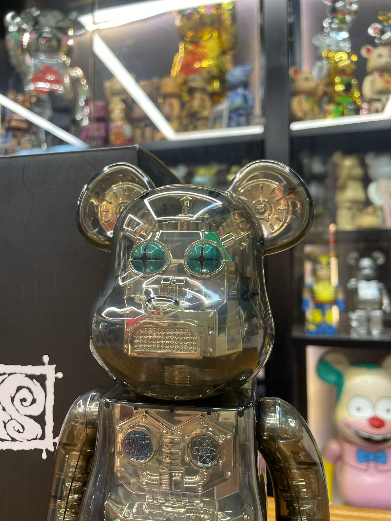 400% Bearbrick HxS Hirota Saigansho (Clear Black)