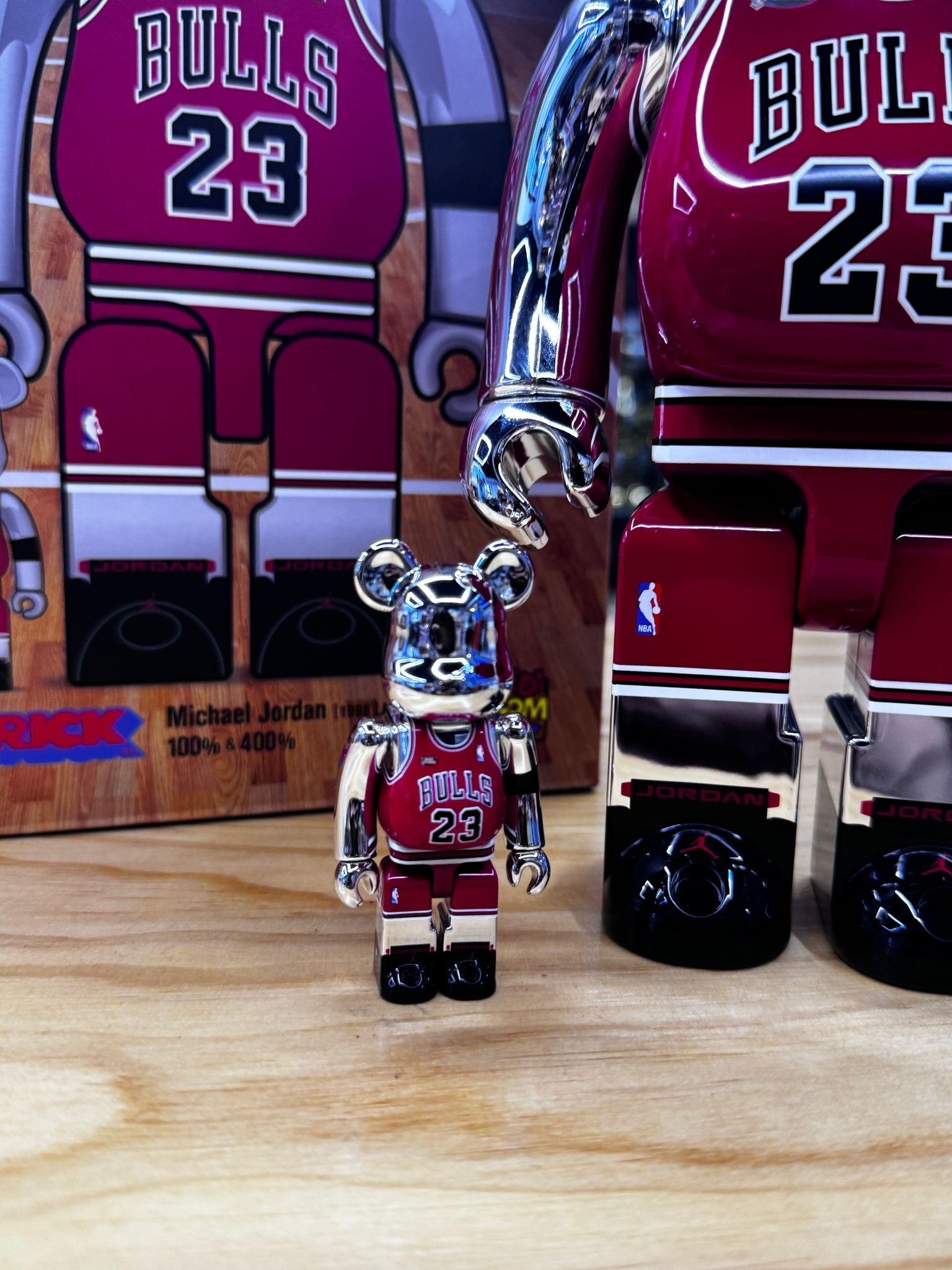 100% & 400% BE@RBRICK Michael Jordan 1998 LAST SHOT
