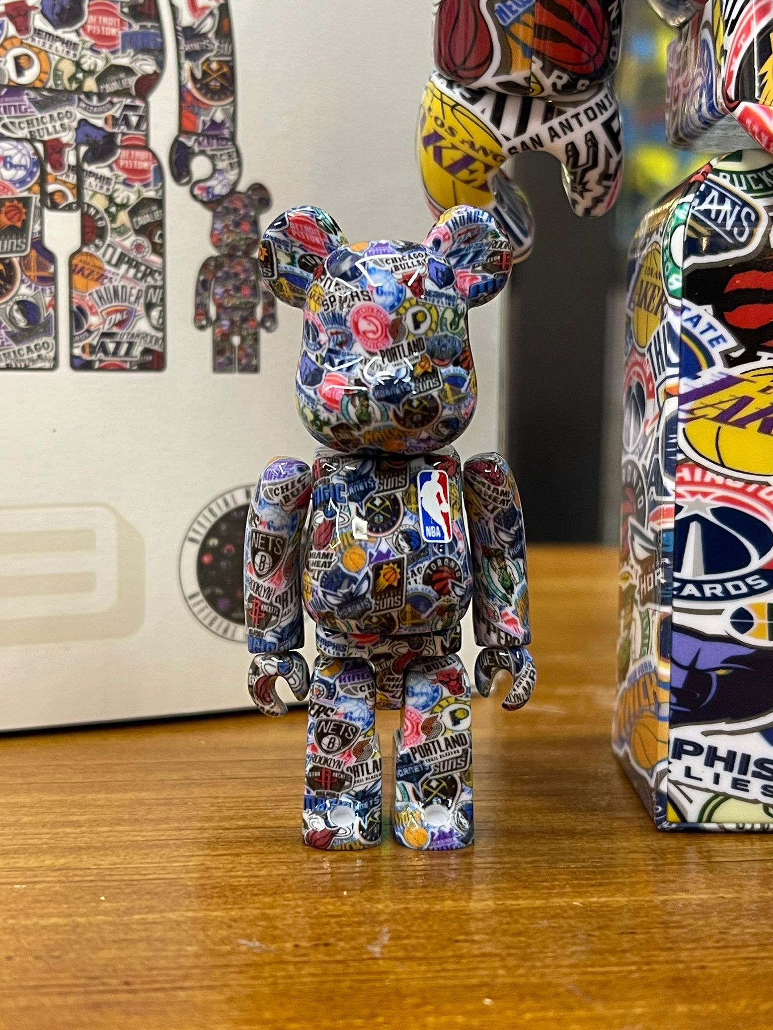 100% & 400% BE@RBRICK NBA