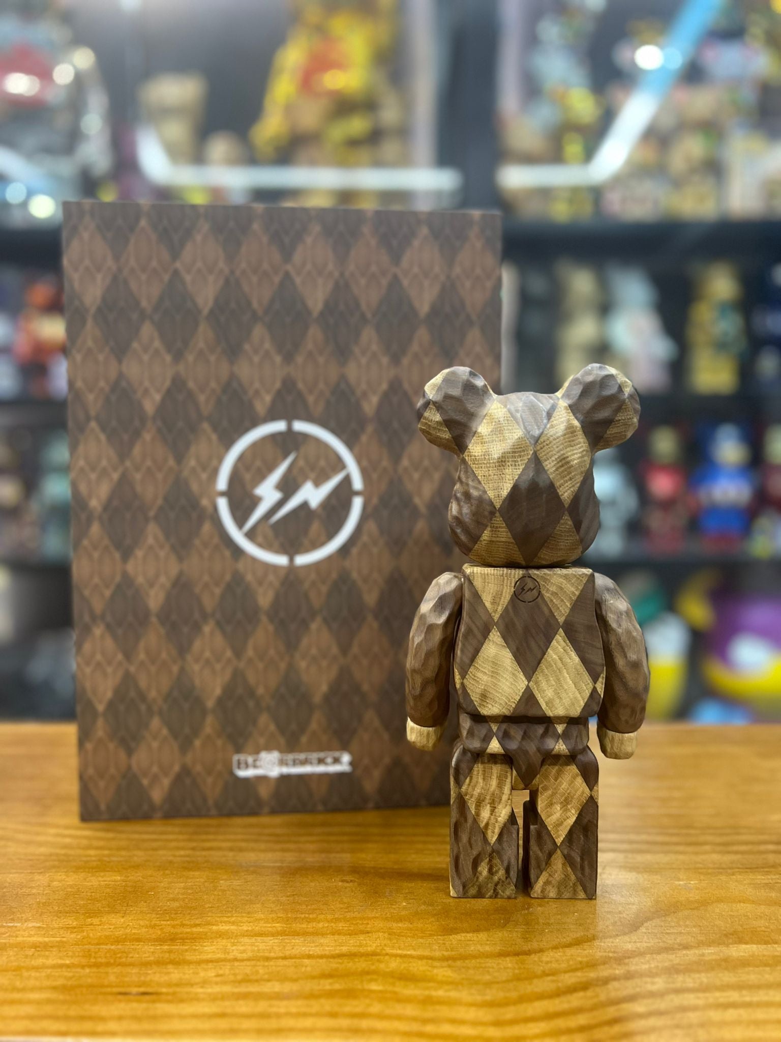 400% BE@RBRICK カリモク fragmentdesign carved wooden-LATTICE PATTERN