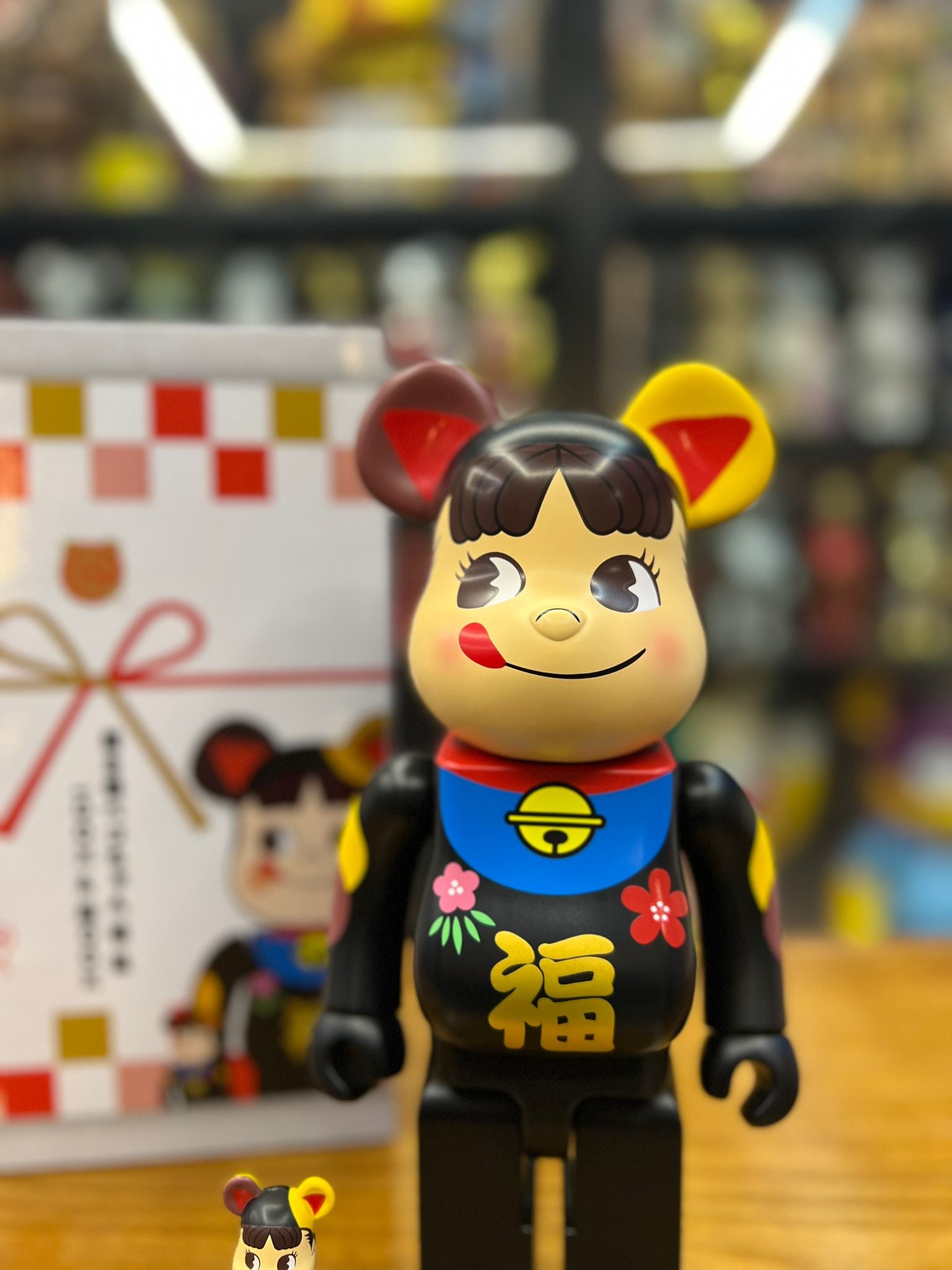 100% & 400% BE@RBRICK 招き猫 ペコちゃん 福 黒