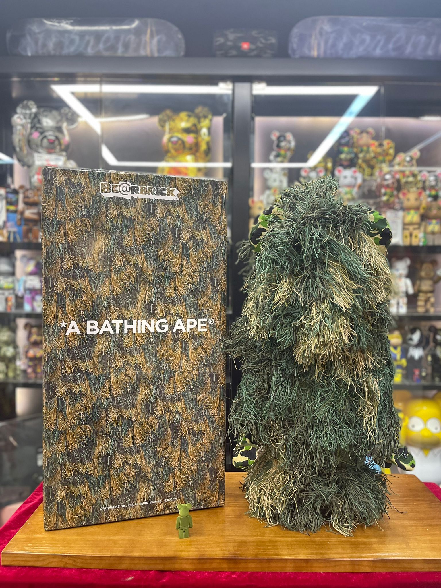 100% & 1000% BE@RBRICK A BATHING APE(R) × READYMADE