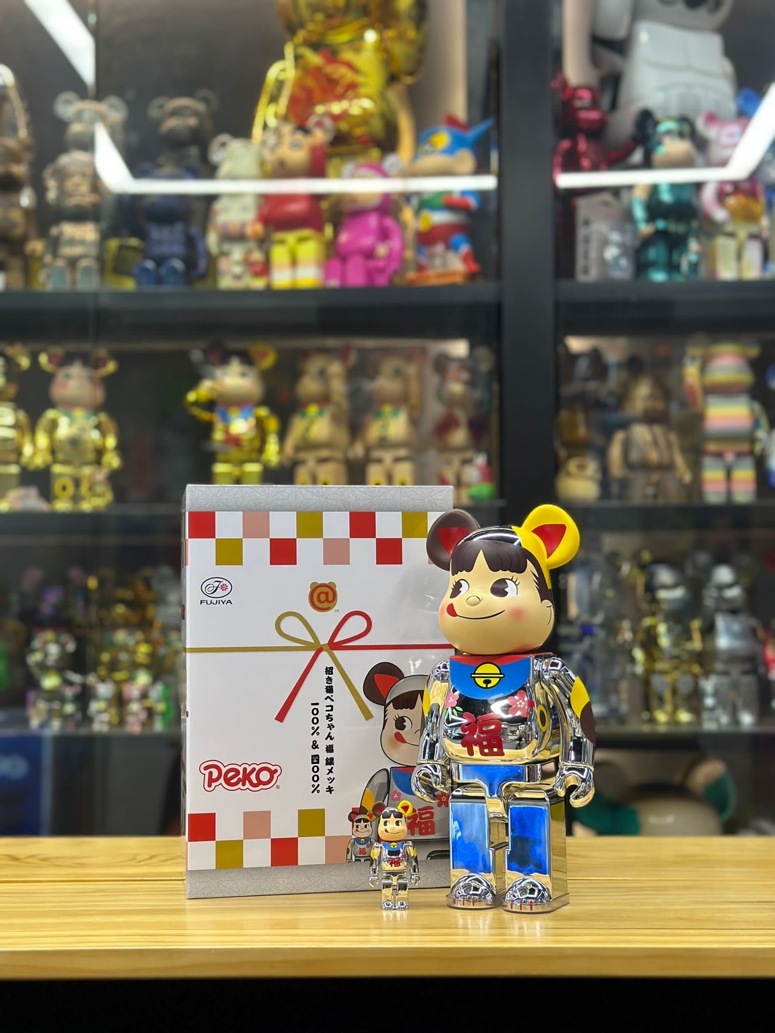 100%&400% BE@RBRIC Peko Lucky Cat Peko-chan Lucky
