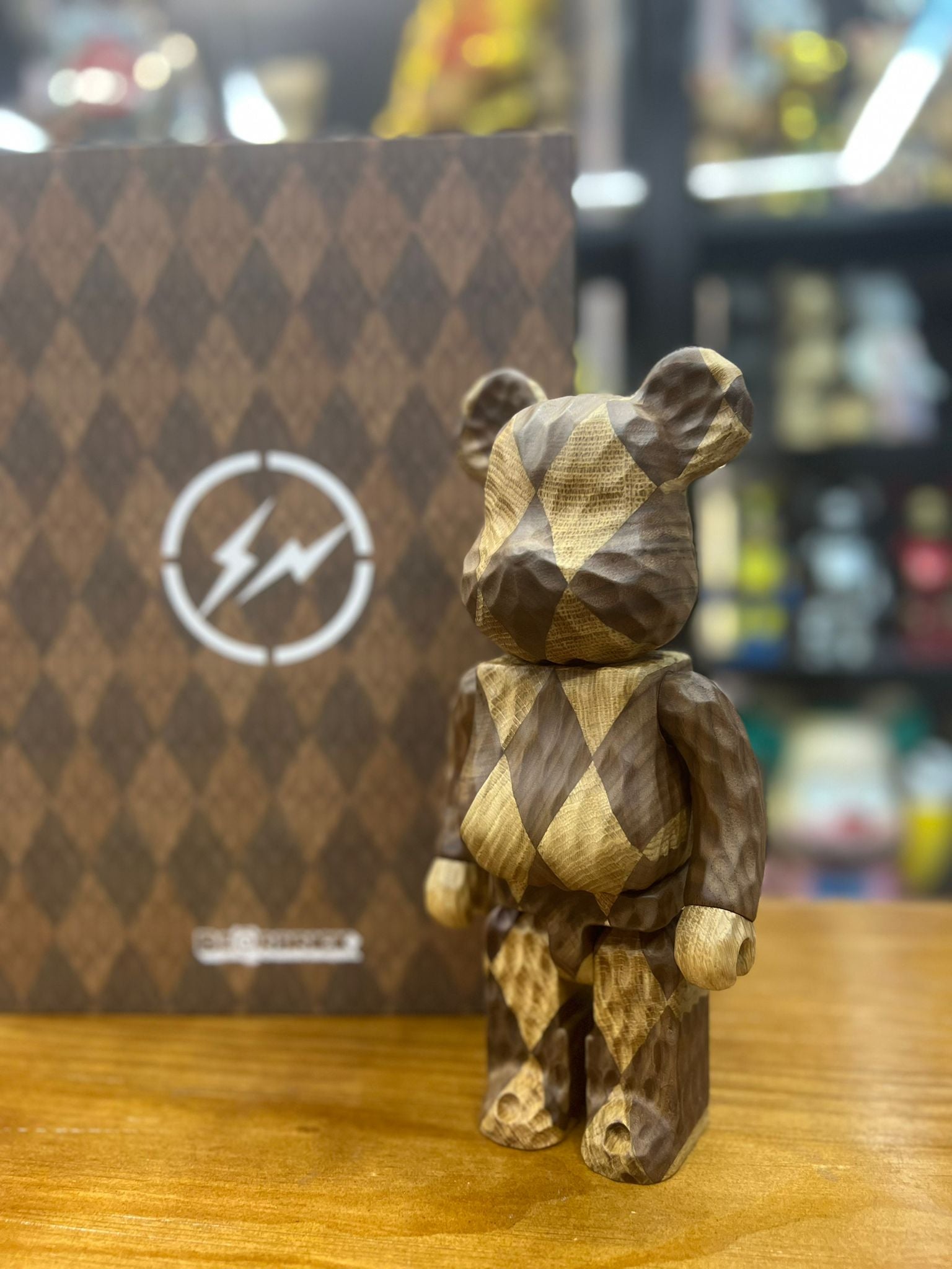 400% BE@RBRICK カリモク fragmentdesign carved wooden-LATTICE PATTERN