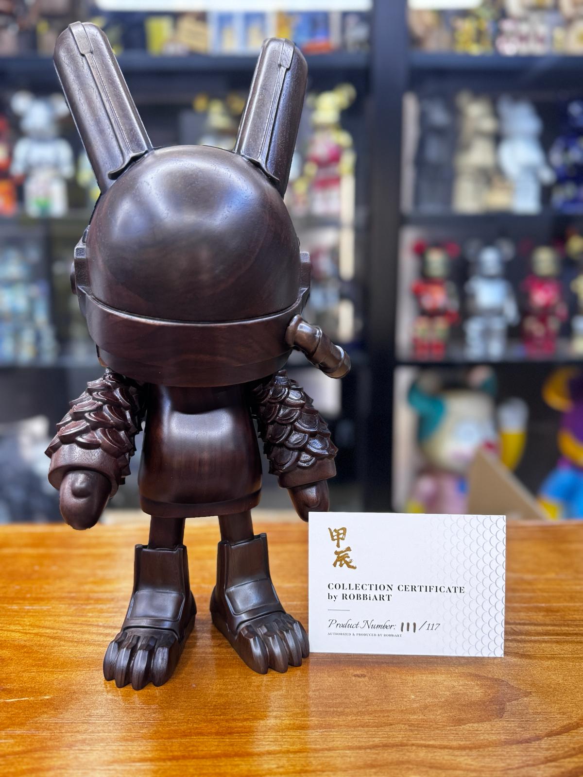 600% ROBBi甲辰木雕藏品