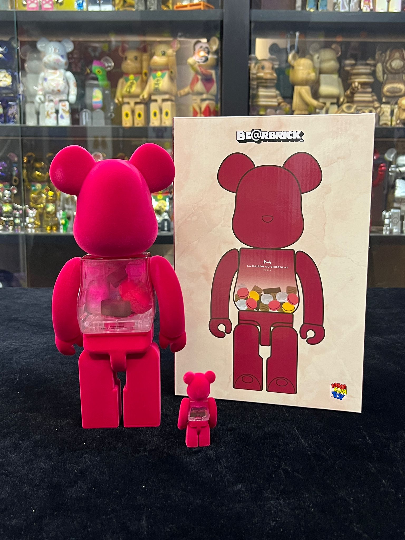 100% & 400% Be@rbrick La maison du Chocolat Macau 2023