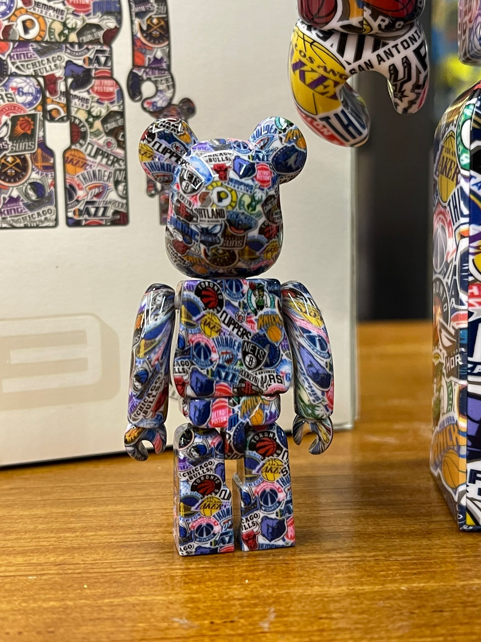 100% & 400% BE@RBRICK NBA