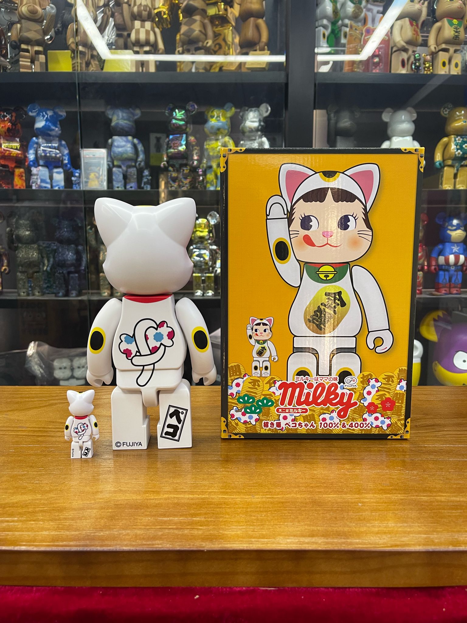 100% & 400% NY@BRICK 招き猫 ペコちゃん
