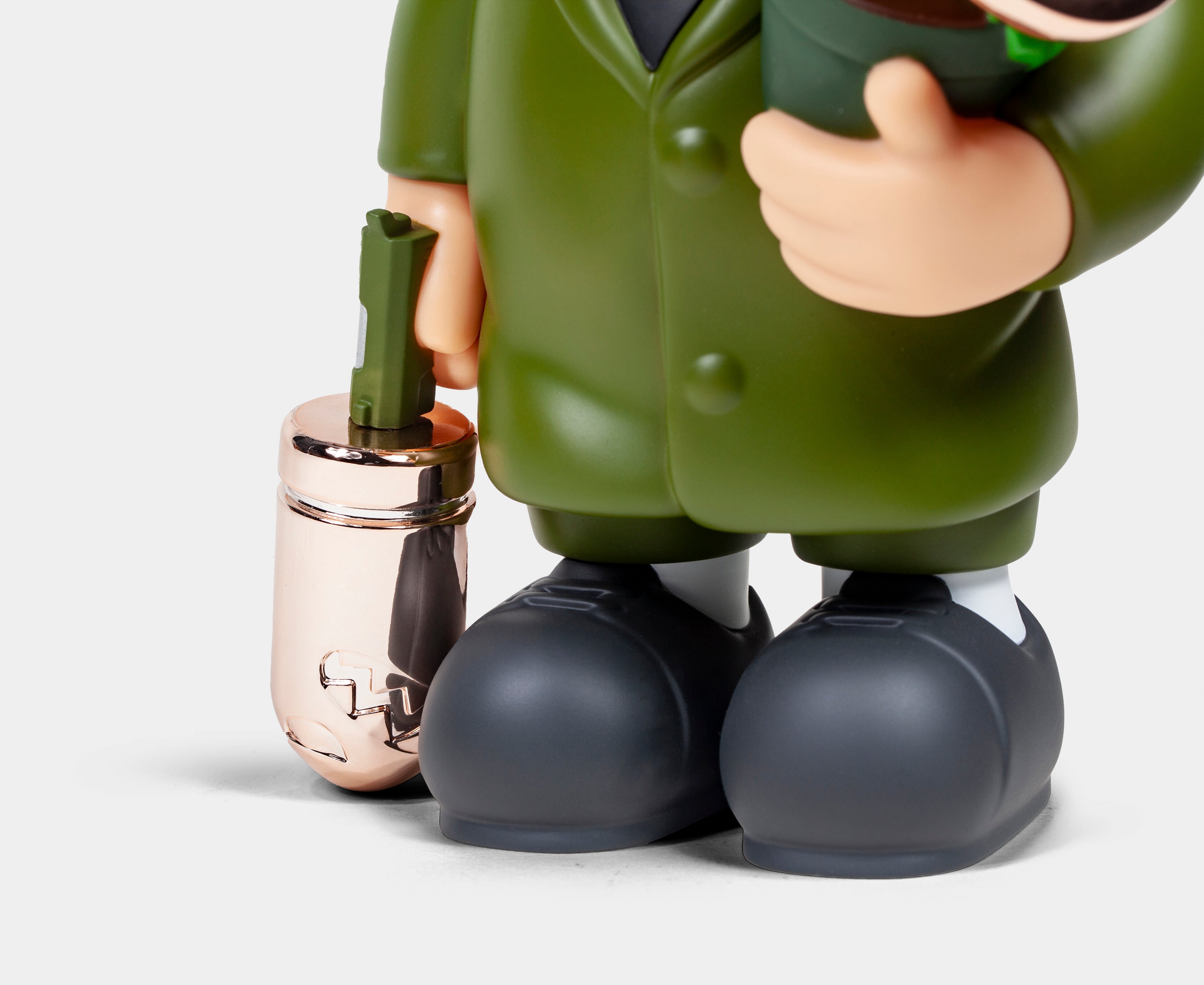 Super Professional Essential // OLIVE MARTINI