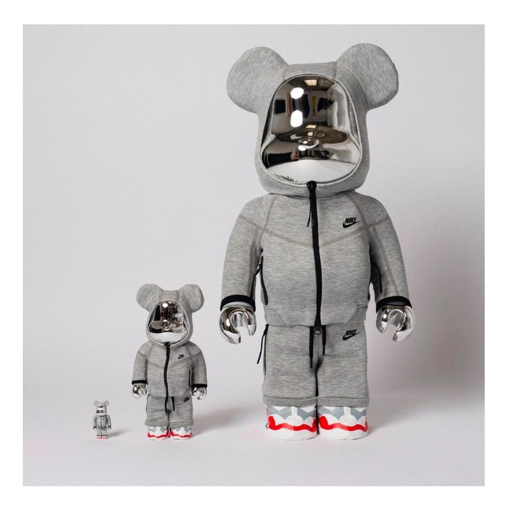 100% & 400% Be@rbrick Nike Tech Fleece