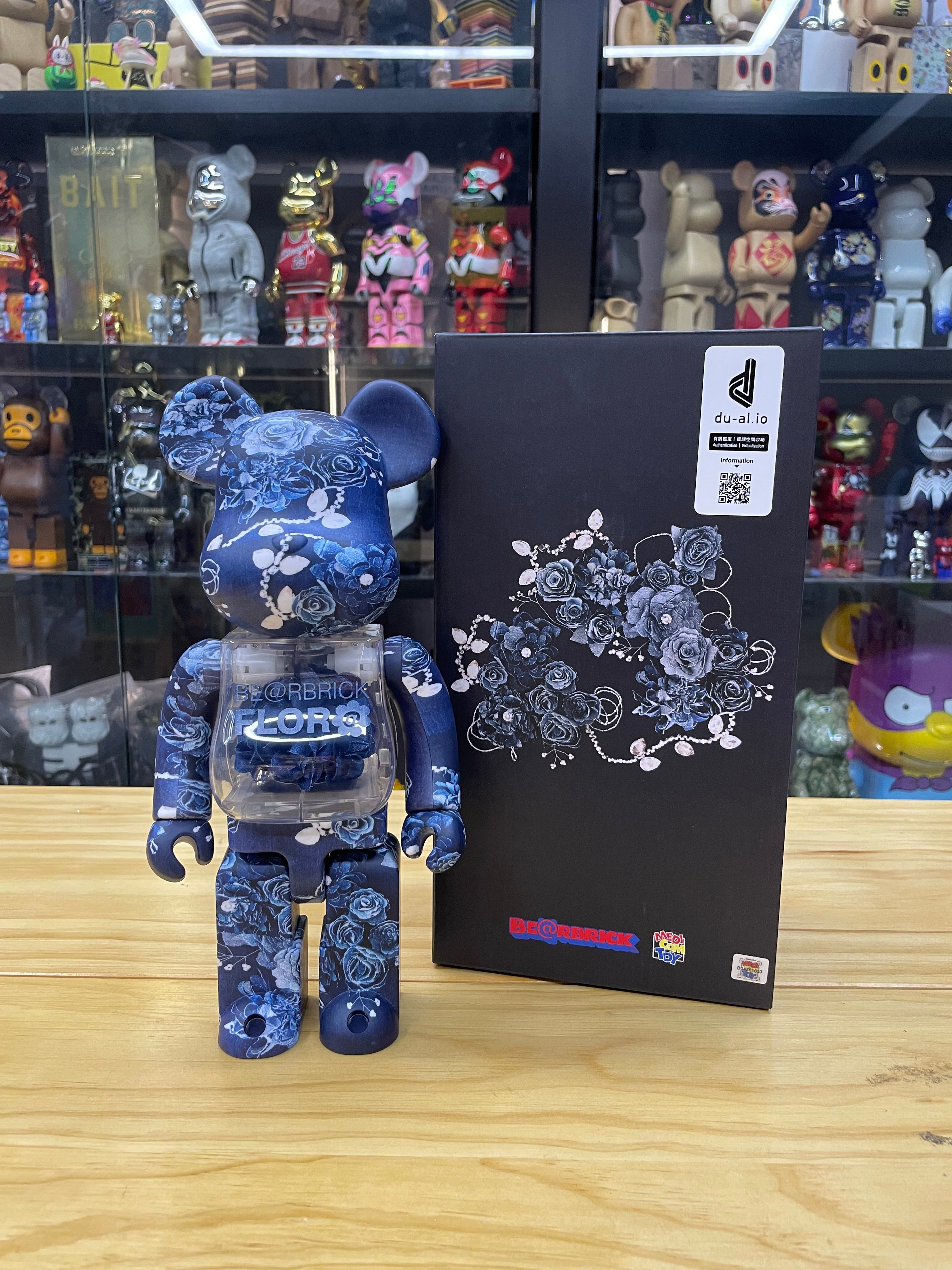 400% BE@RBRICK FLOR@ DENIM