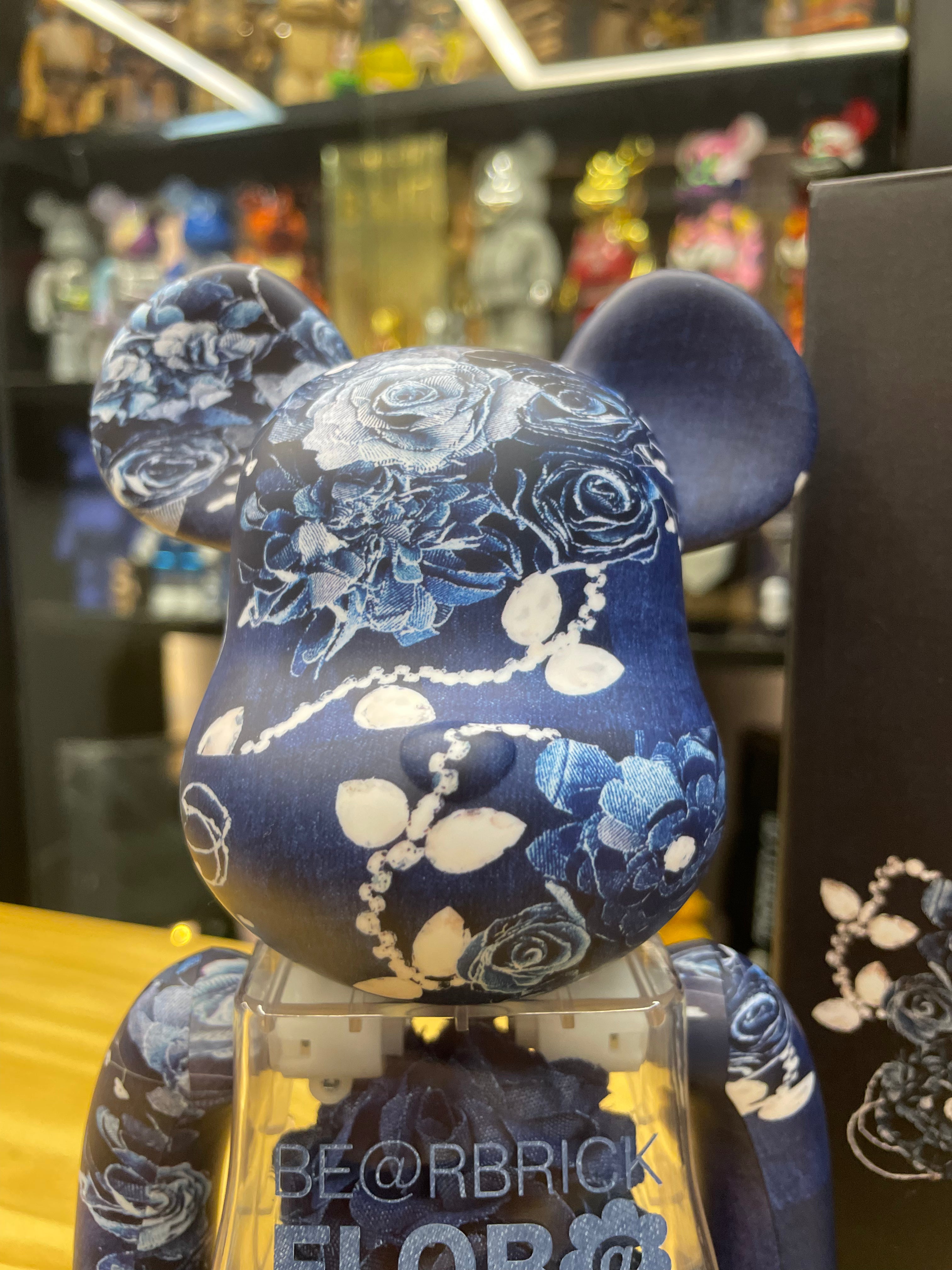 400% BE@RBRICK FLOR@ DENIM