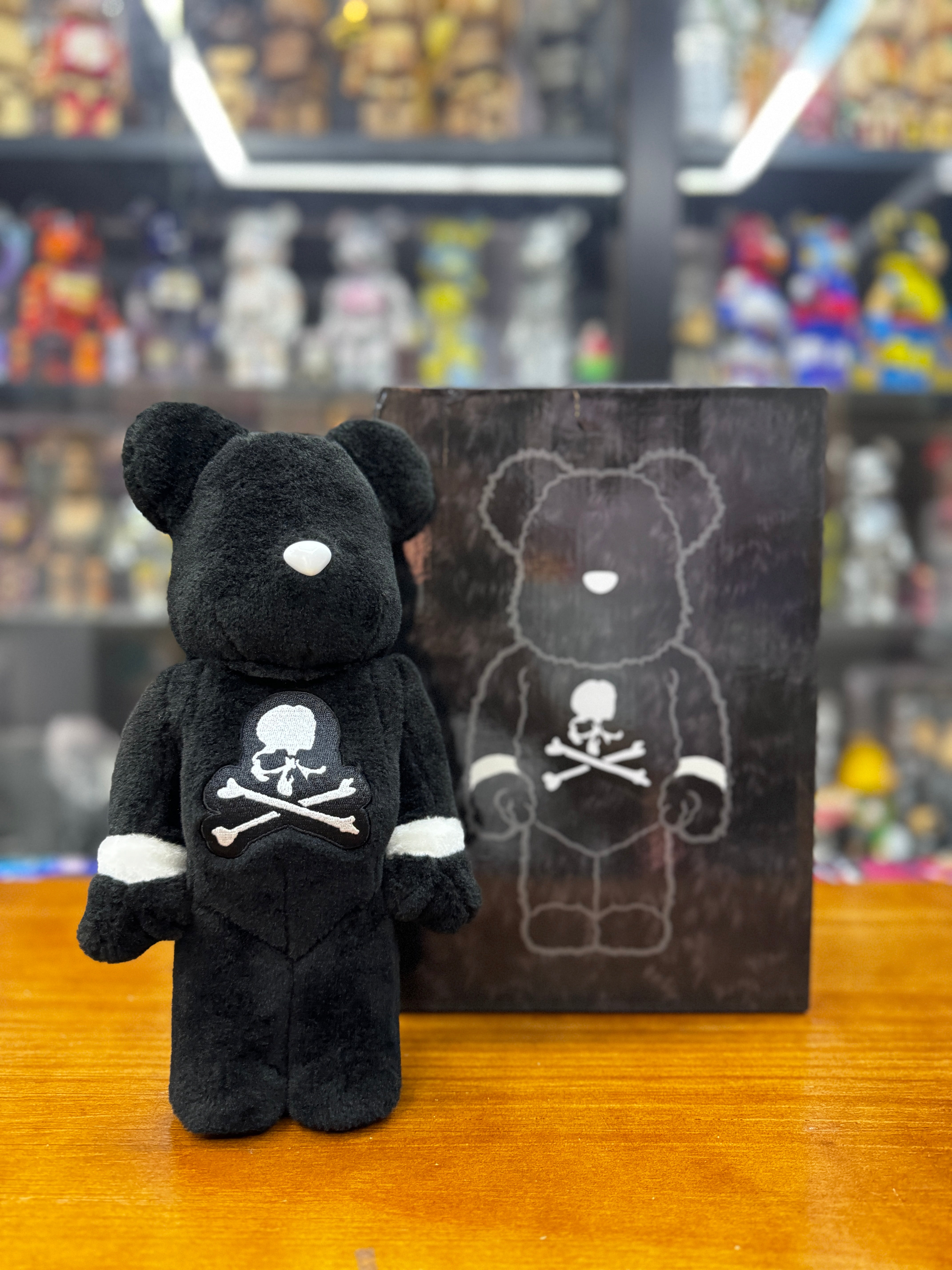 400% BE@RBRICK Mastermind JAPAN COSTUME Ver.