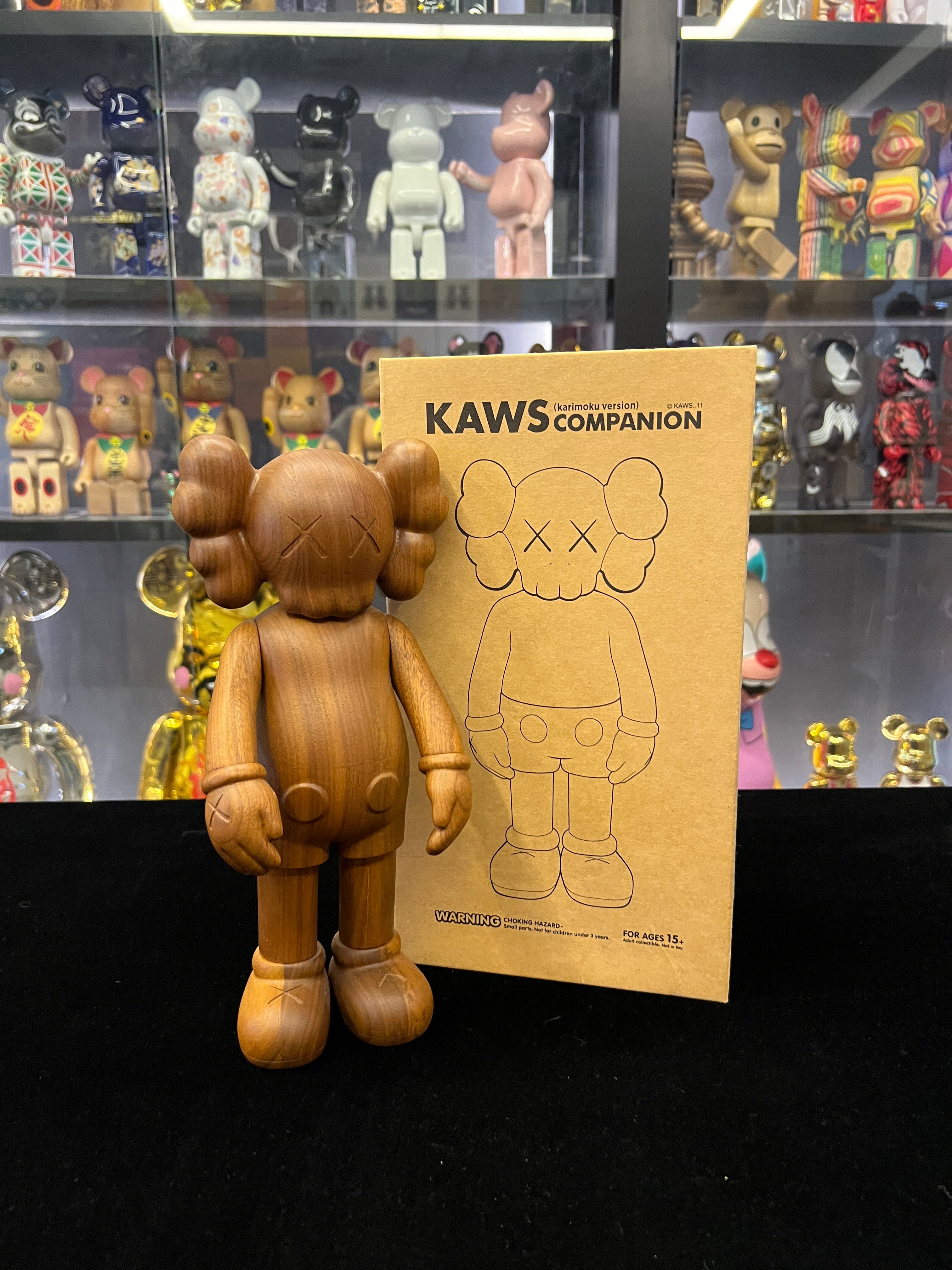 Version Kaws x Karimoku