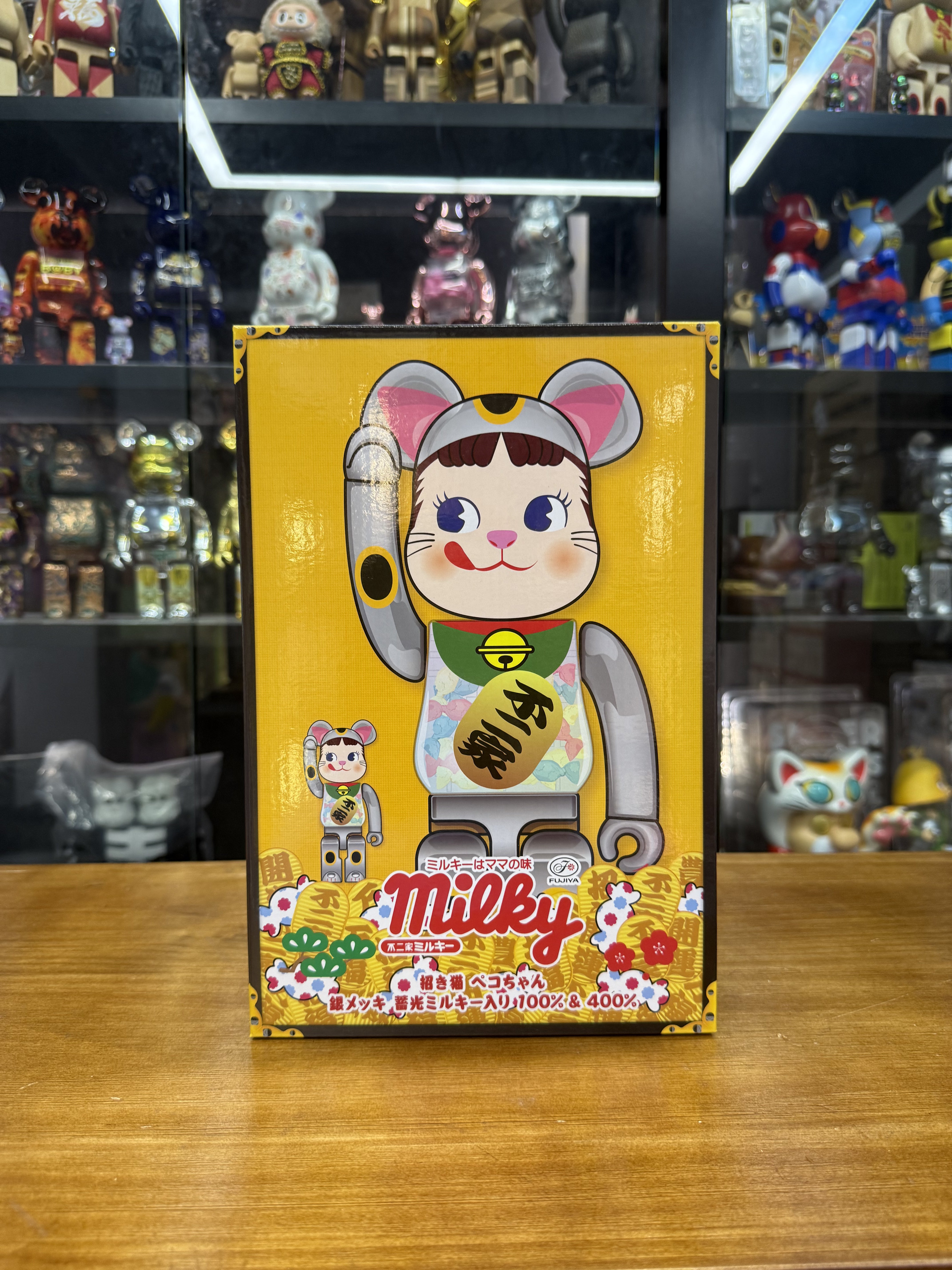 100% & 400% BE@RBRICK 招き猫 ペコちゃん 銀メッキ 蓄光ミルキー入り