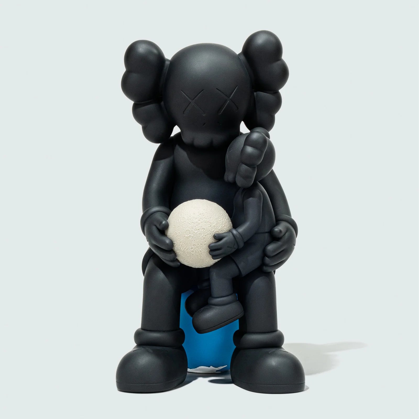 KAWS:HOLIDAY THAILAND