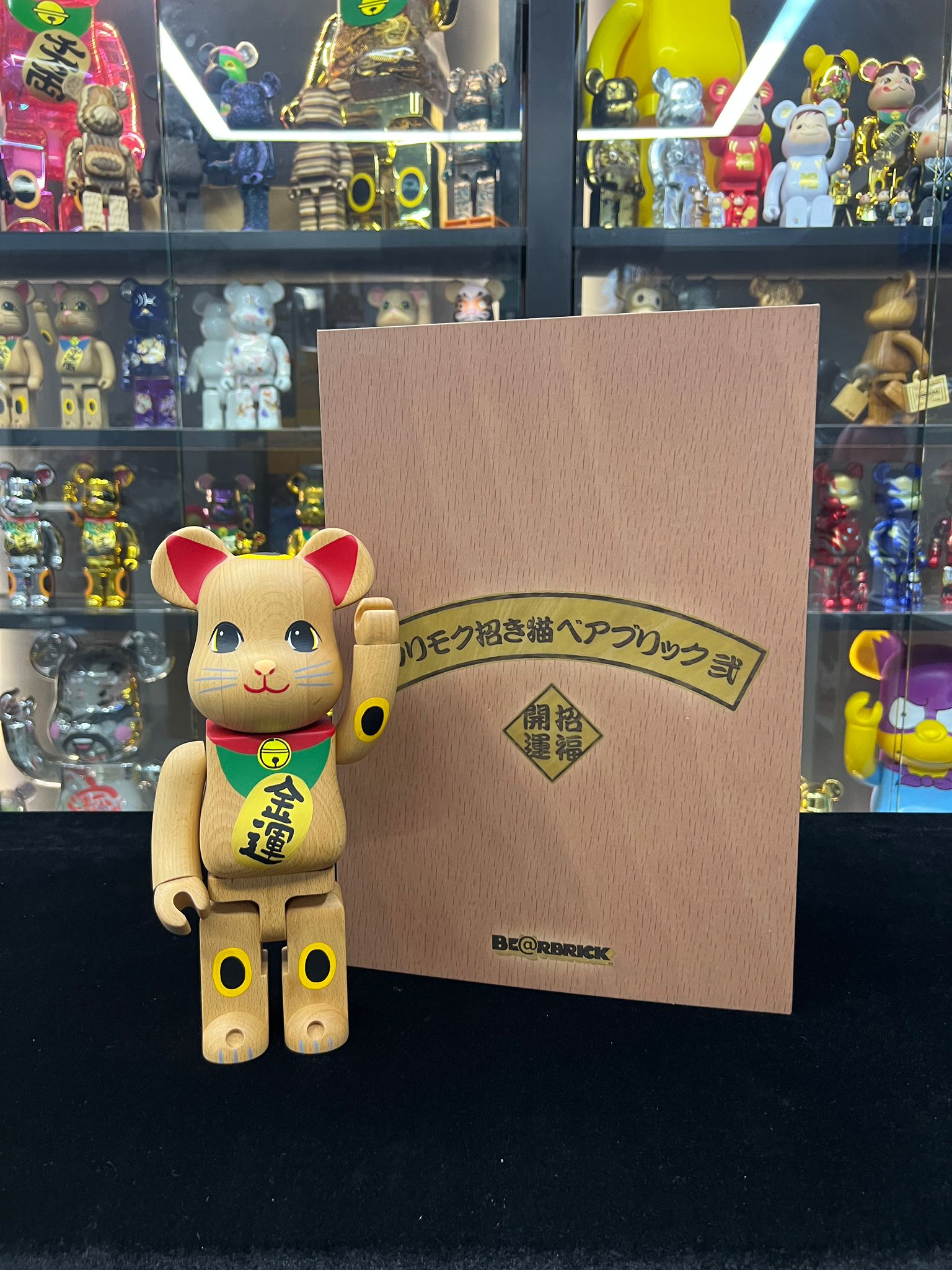 400% Be@rbrick Karimoku 招財貓金運Wood – Madmaxtoys