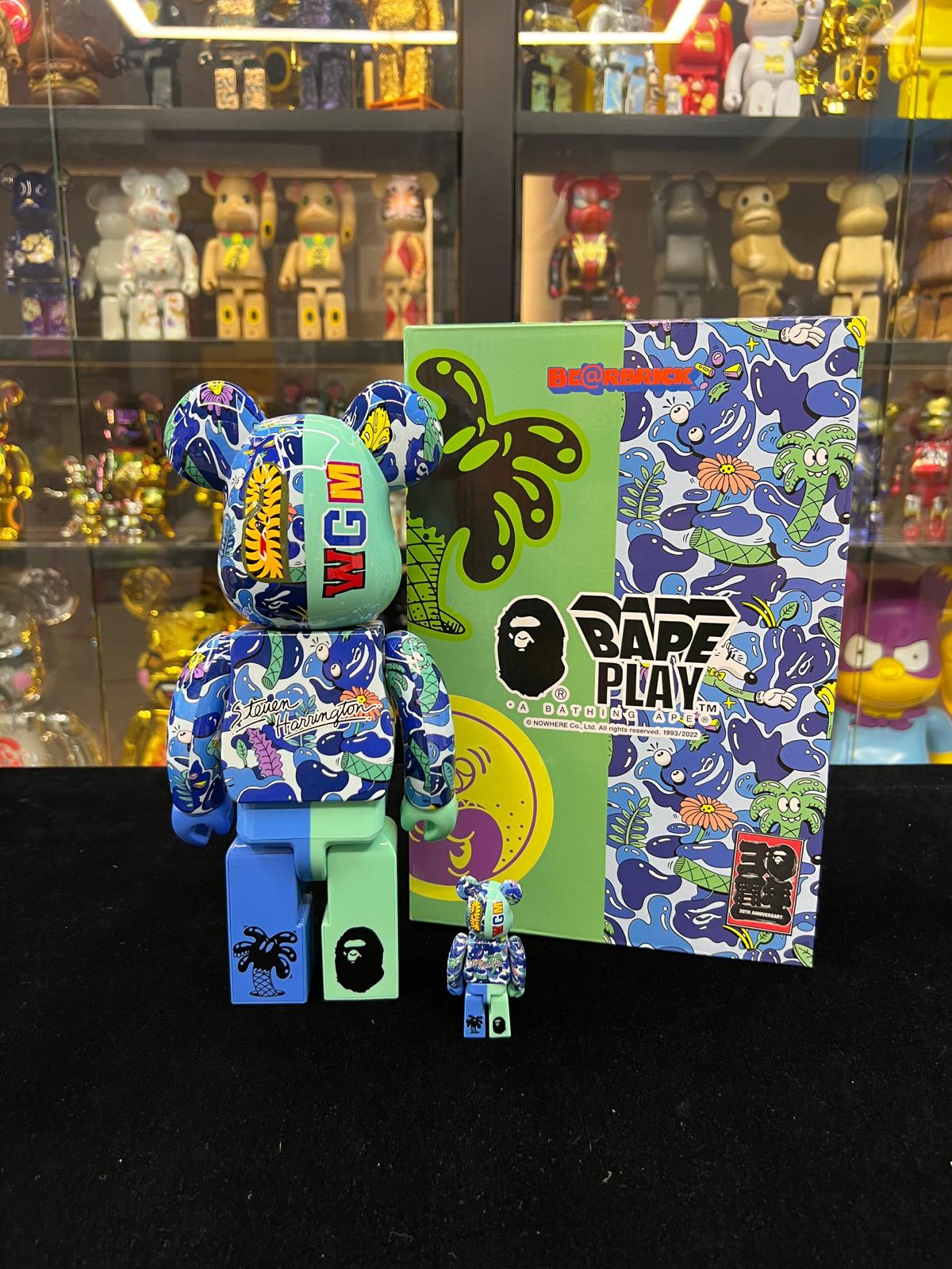 100% & 400% BE@RBRICK Steven Harrington X BAPE(R) SHARK (Blue)