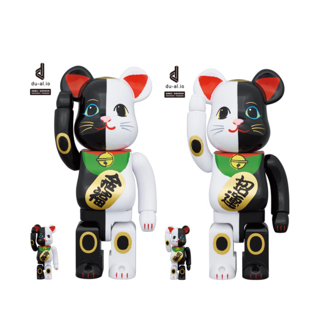 Set of 2pcs 100% & 400% BE@RBRICK 招き猫 金運 白 × 招福 黒 & 招き猫 招福 黒 × 金運 白