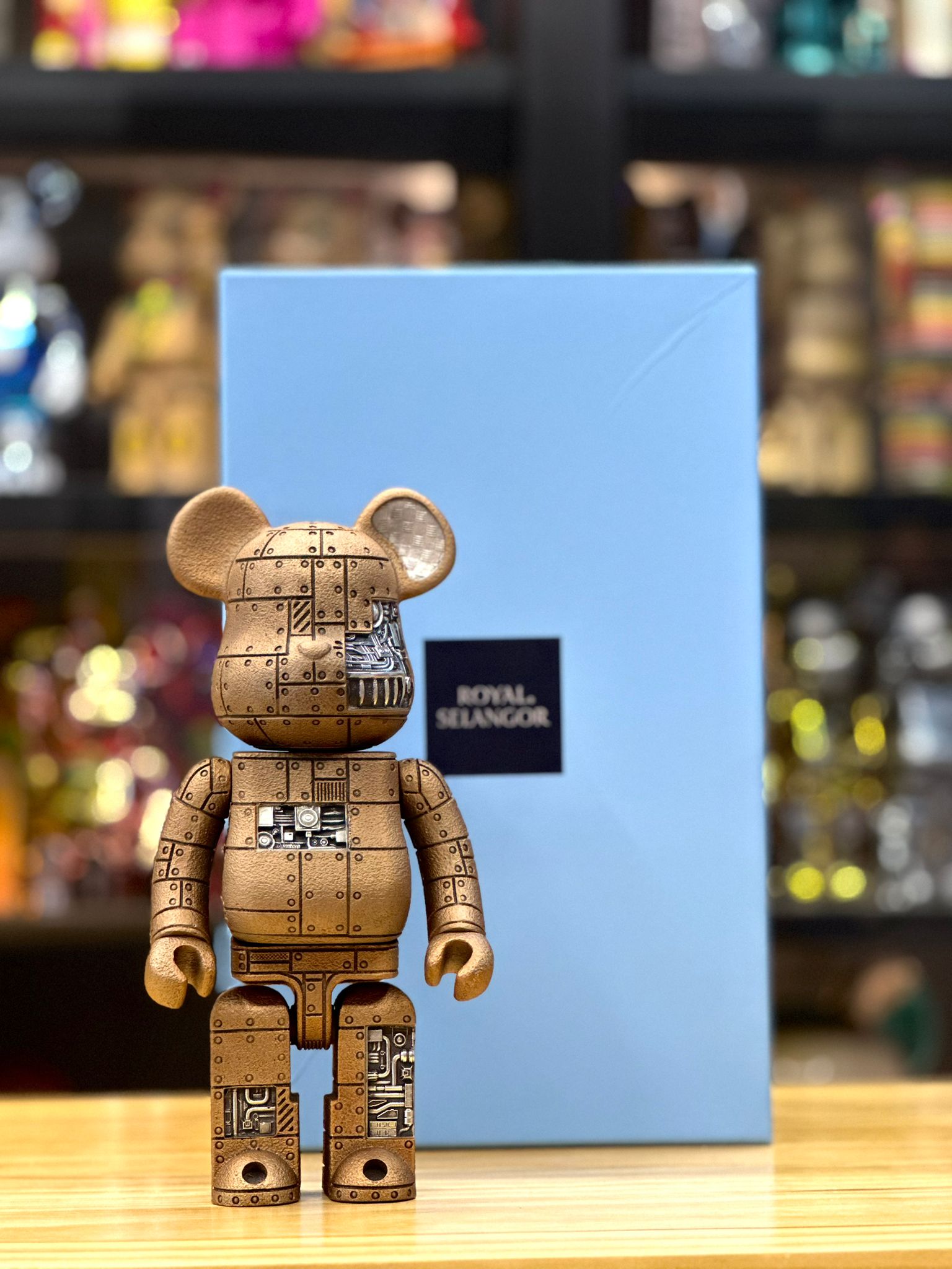 400% Be@rbrick Royal Selangor Steampunk Bronze