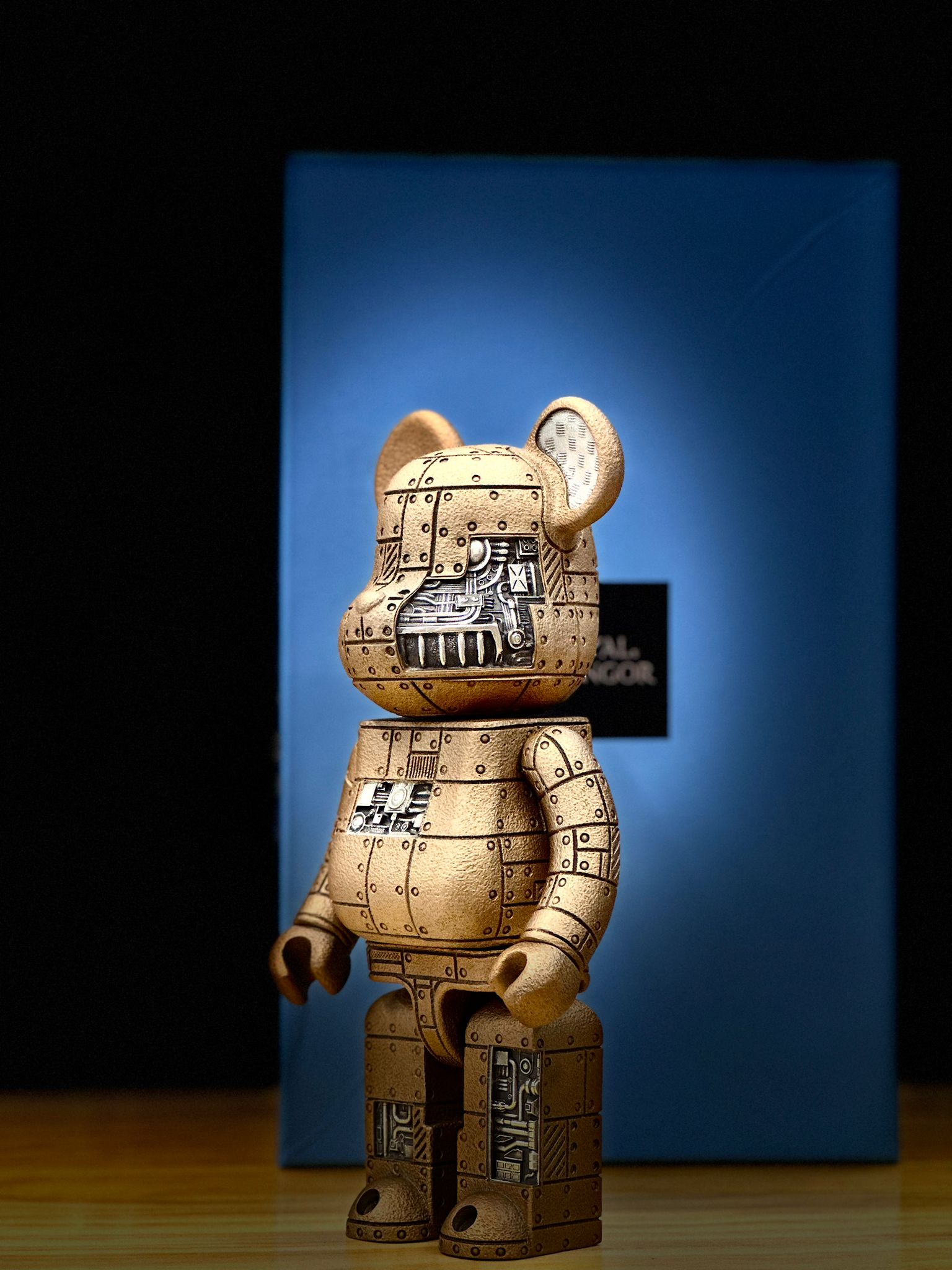 400% Be@rbrick Royal Selangor Steampunk Bronze