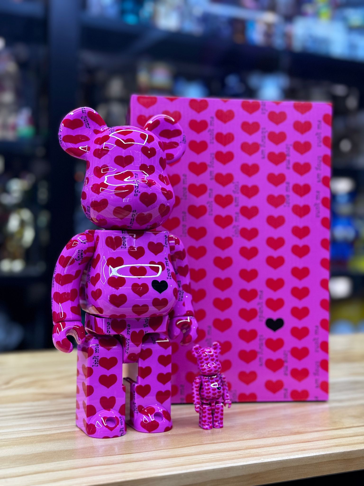 100% & 400% Bearbrick x Hide Pink Heart