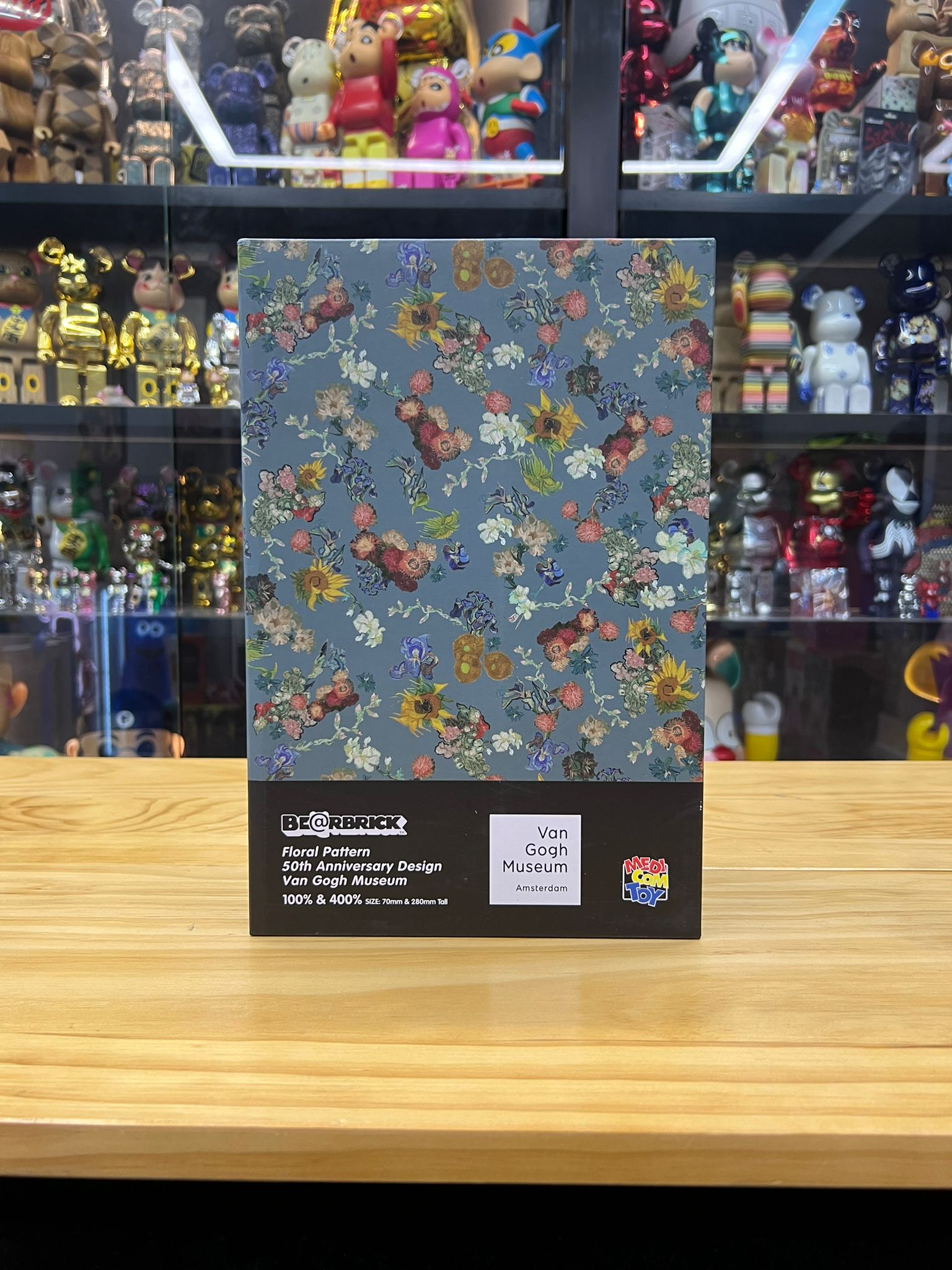 100% & 400% BE@RBRICK × Van Gogh Museum Floral Pattern 50th Anniversary Design Van Gogh Museum 梵高