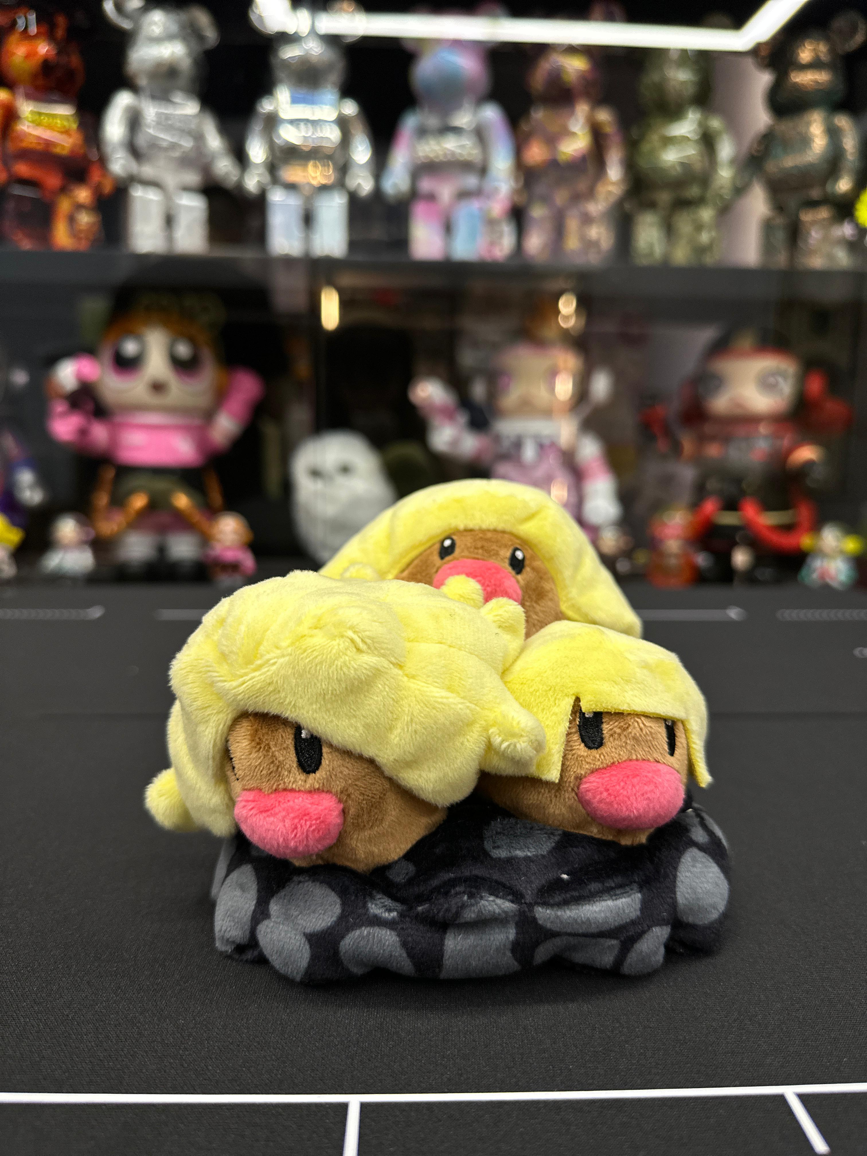阿羅拉三頭地鼠公仔擺件 Alola Dugtrio Doll