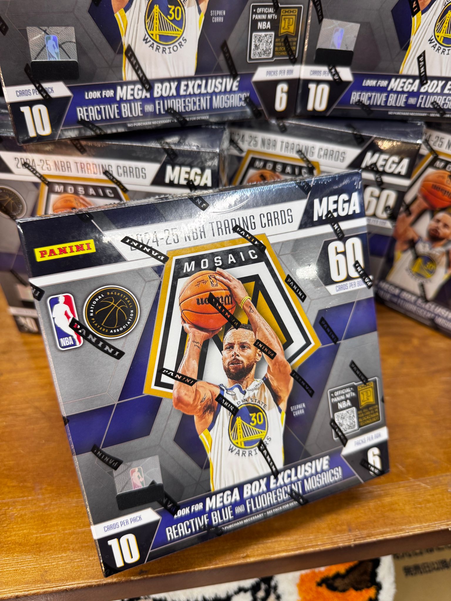 2024-25 Panini Mosaic Basketball Mega Box