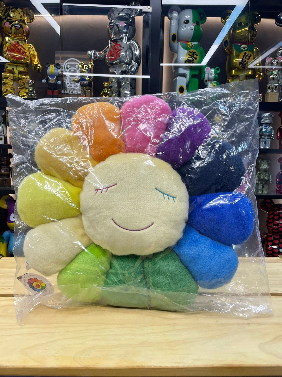 60cm Flower Cushion (Rainbow White)
