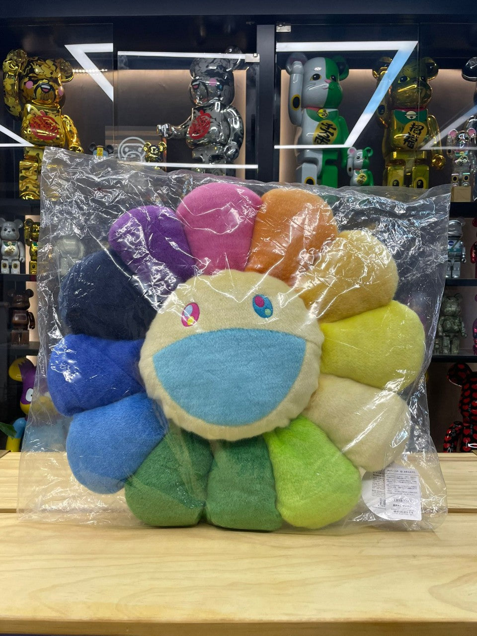 60cm Flower Cushion (Rainbow White)