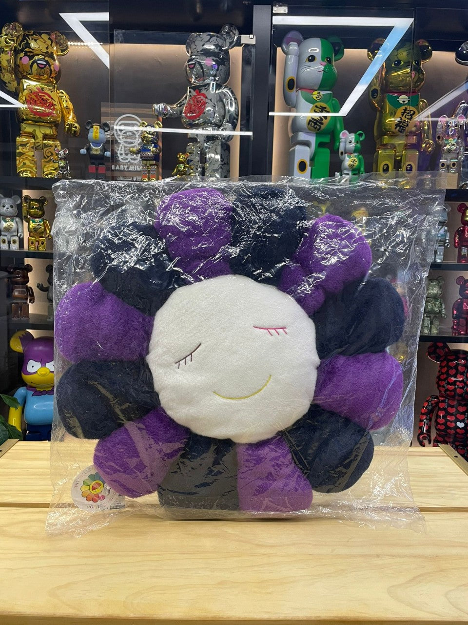 60cm Flower Cushion (Purple & White)