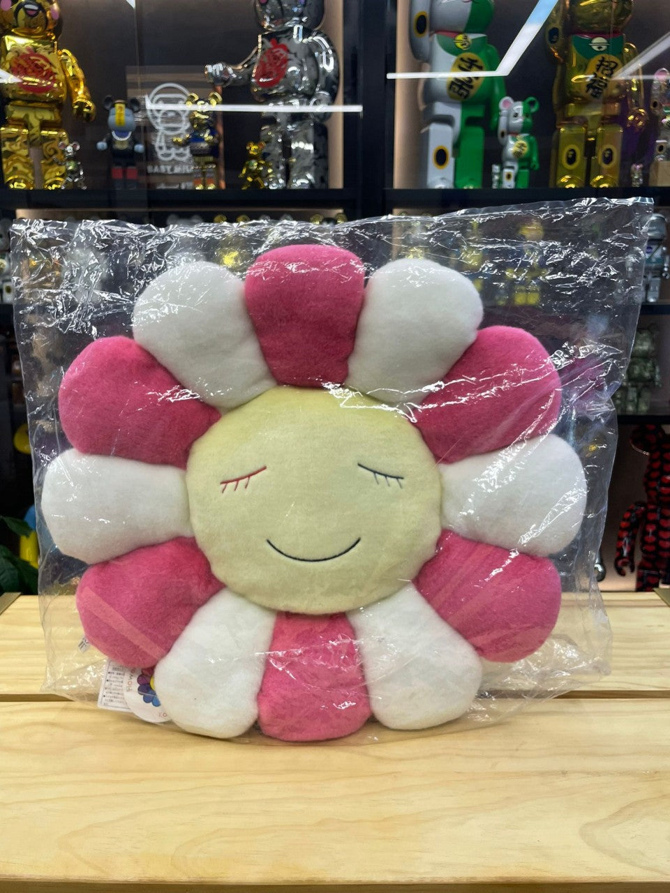 Coussin fleuri 60 cm (rose blanc et jaune)