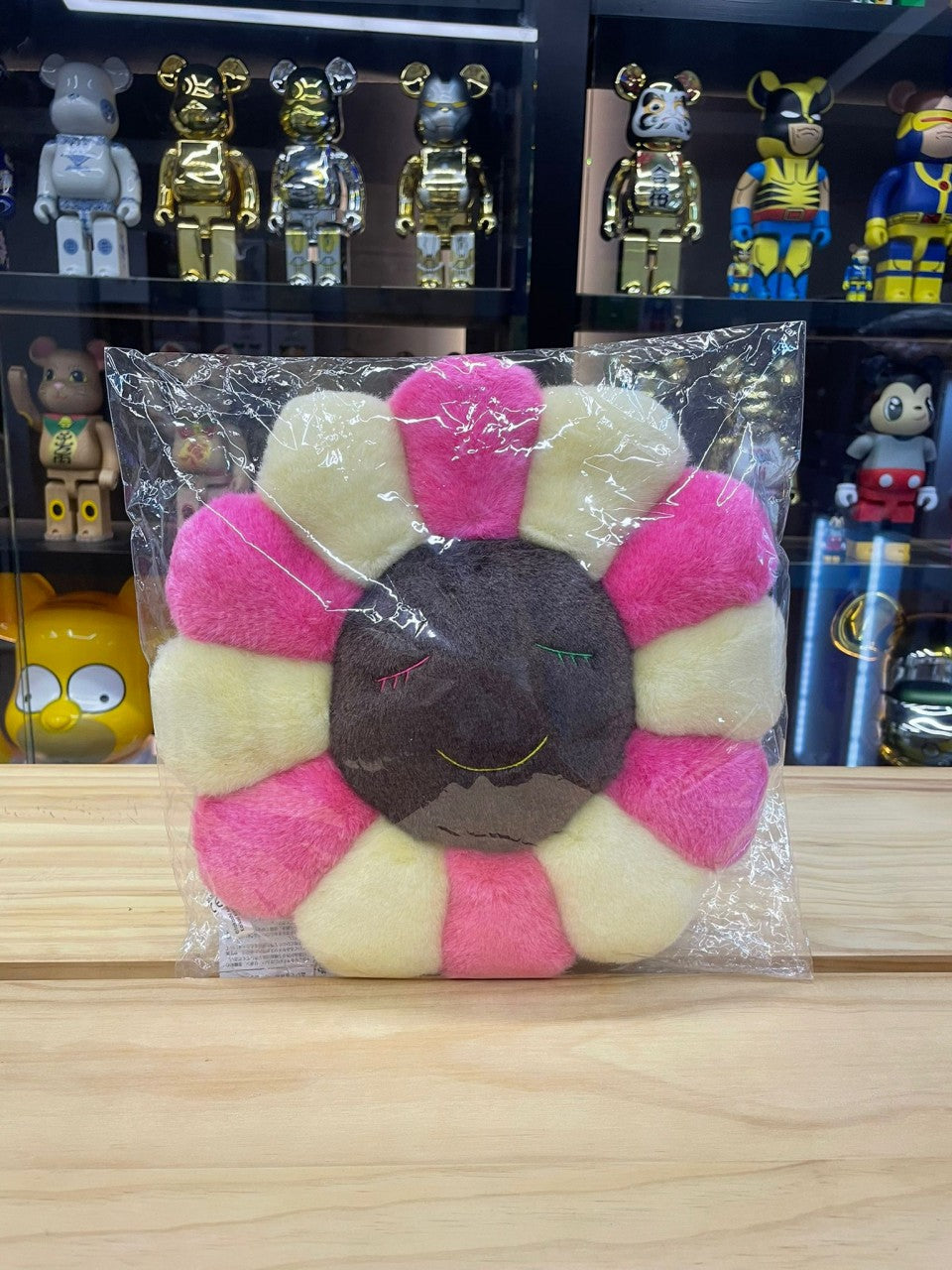 30cm Flower cushion (Pink & Brown)