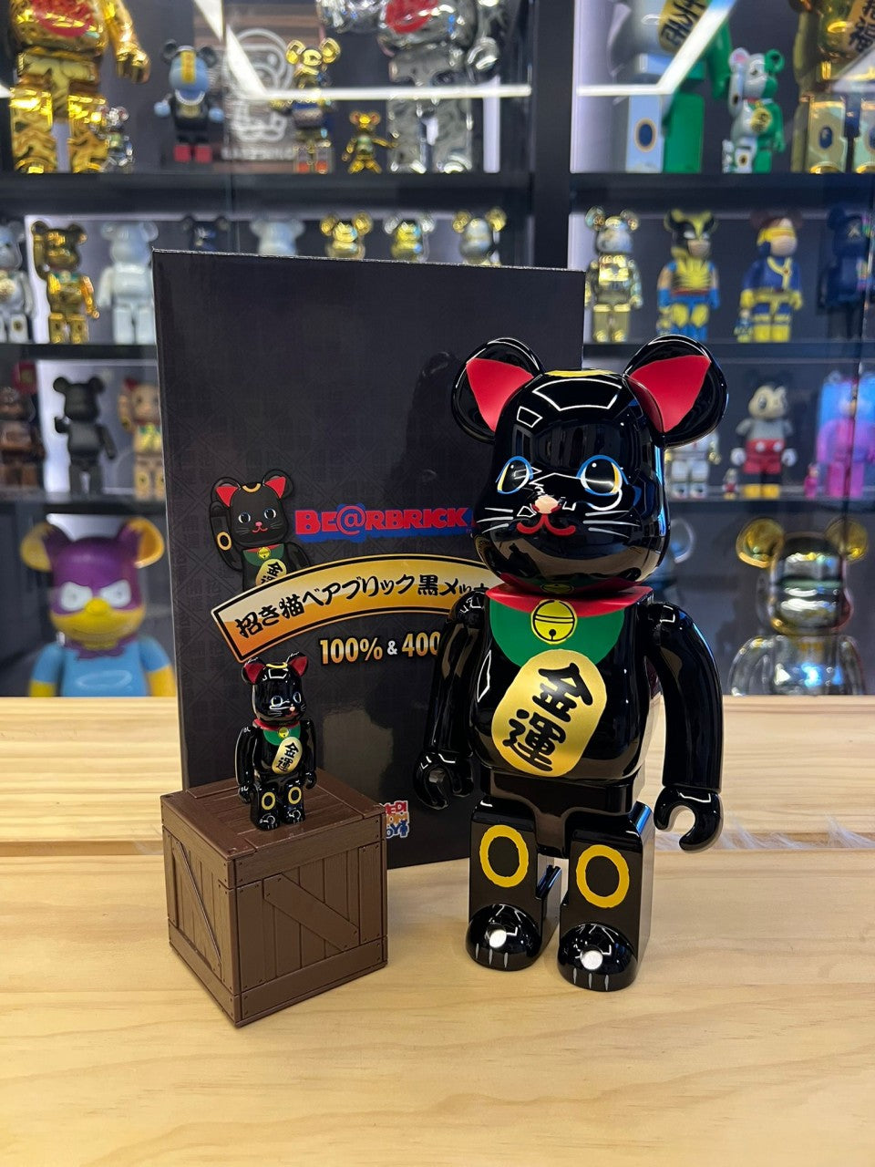 100% & 400% 招き猫 金運 黒メッキ (Lacky Cat Black Chrome)