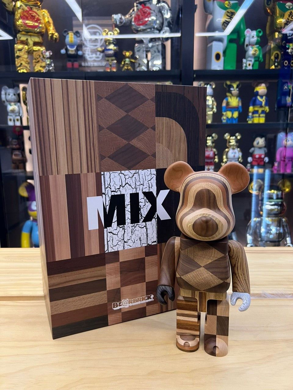 400% Be@rbrick Karimoku カリモク MIX (木) – Madmaxtoys