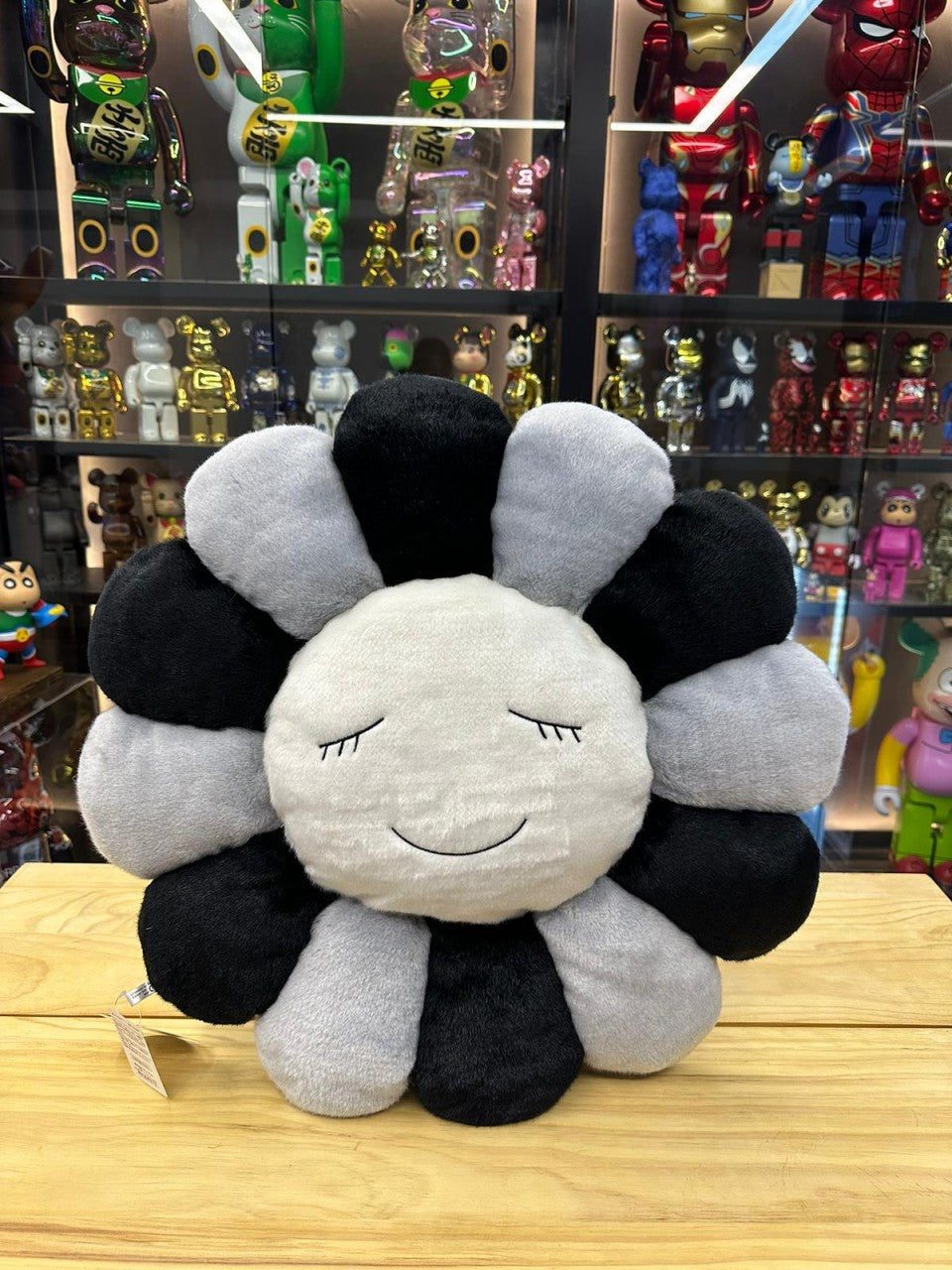 60cm Flower Cushion(Gray x Black)