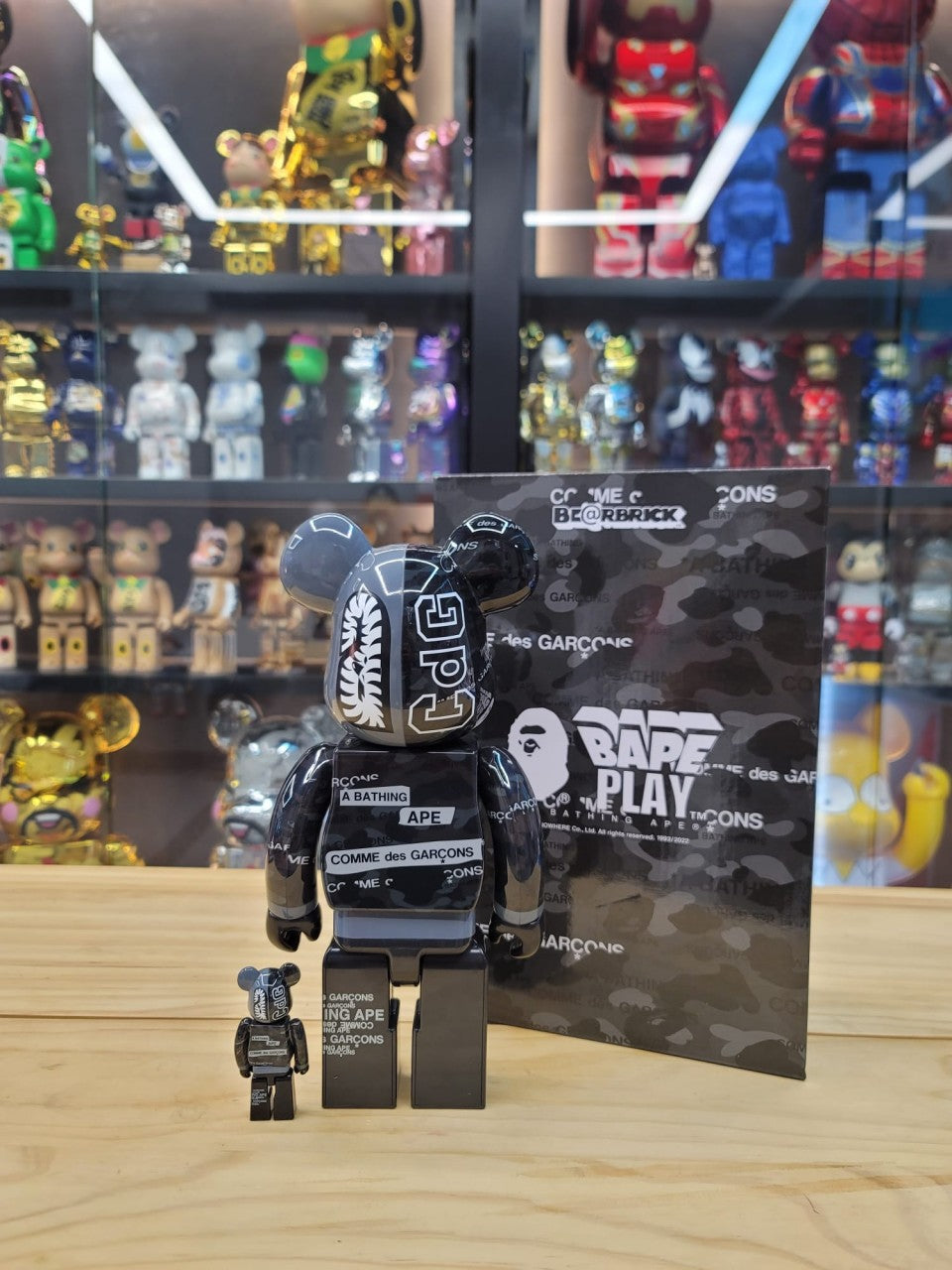 100% & 400% Be@rbrick Bape(R) CDG Camo Shark