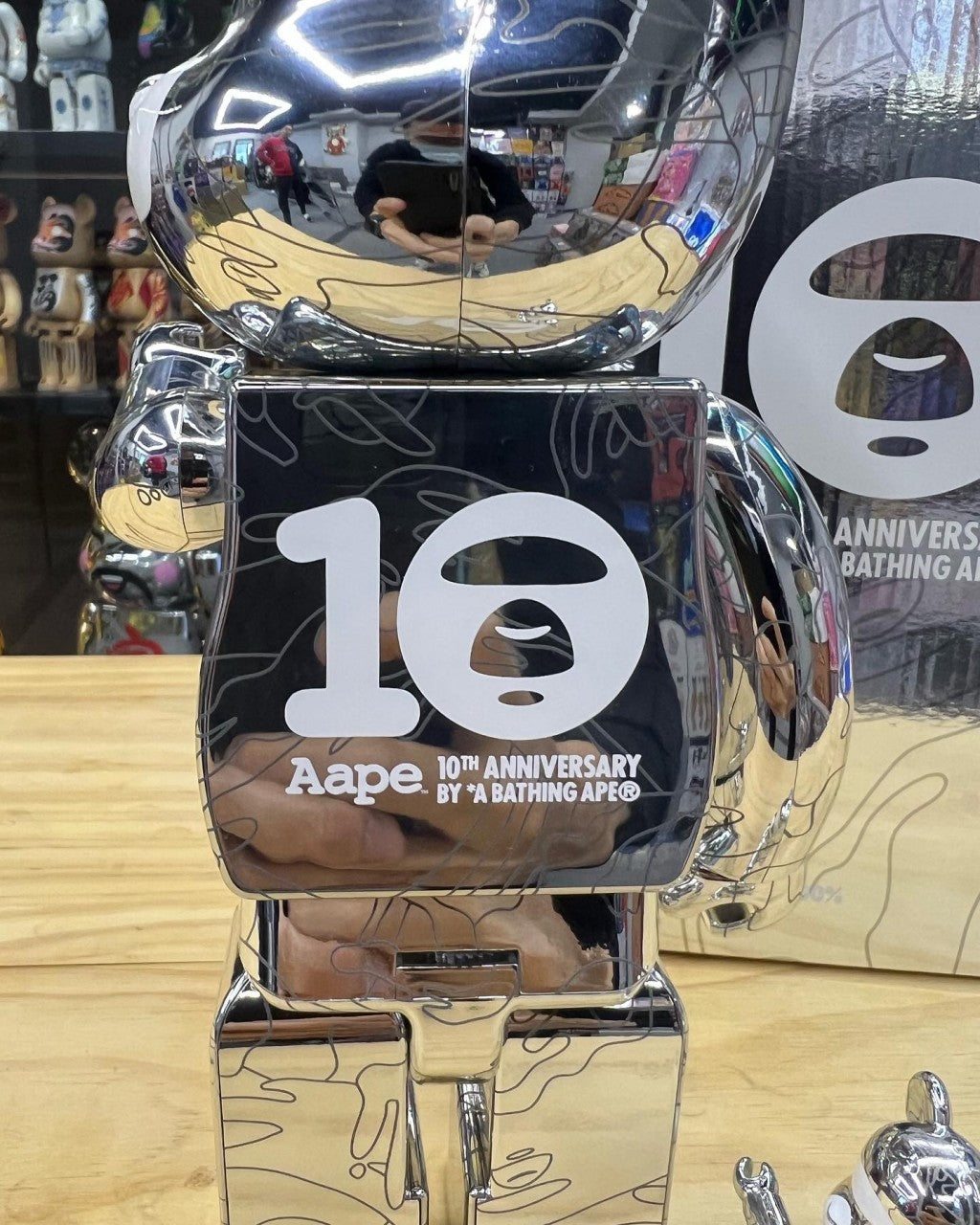 100% & 400% Be@rbrick AAPE BY A Bathing APE(R) 10th Anniversary