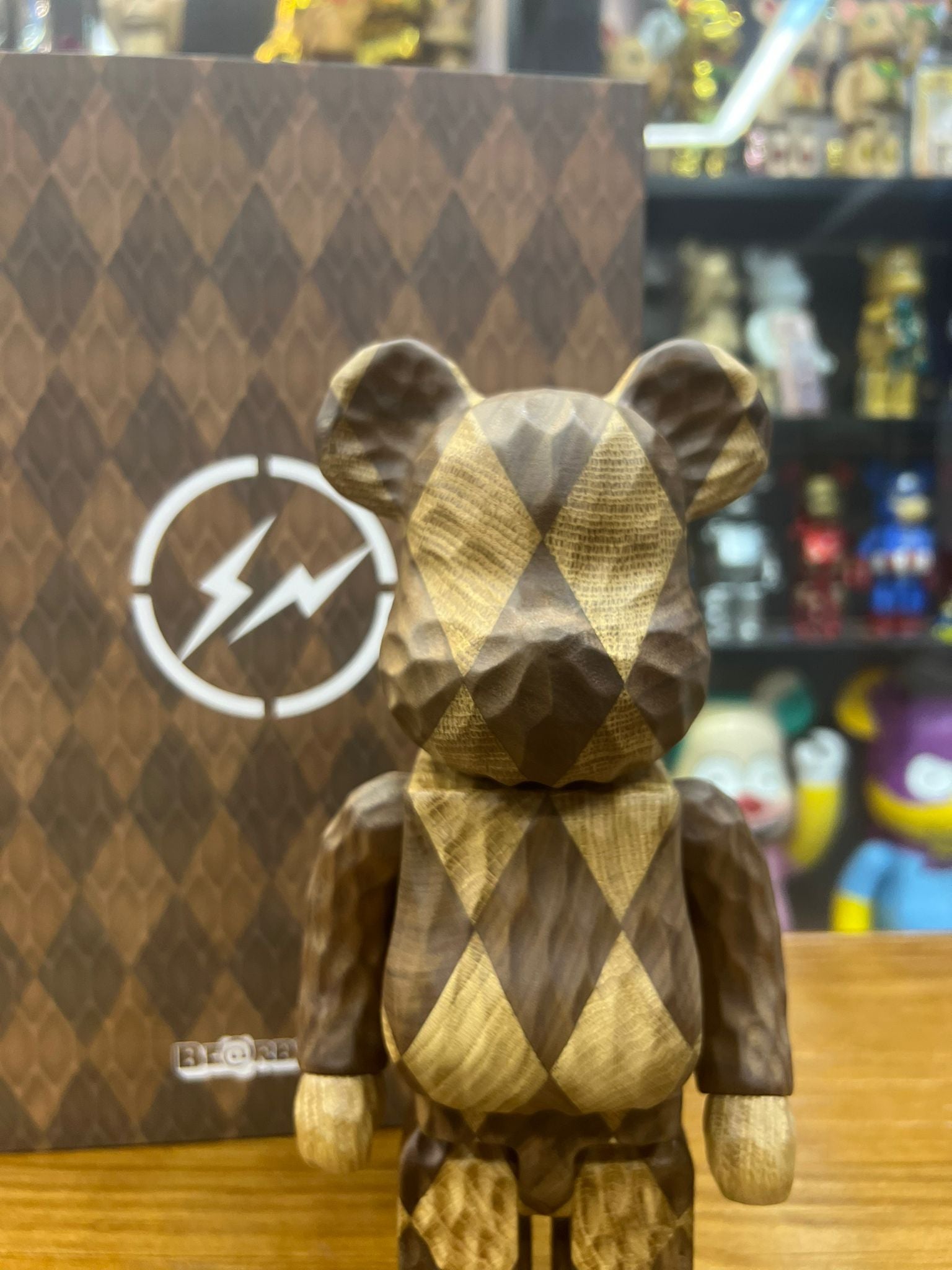 400% BE@RBRICK カリモク fragmentdesign carved wooden-LATTICE PATTERN