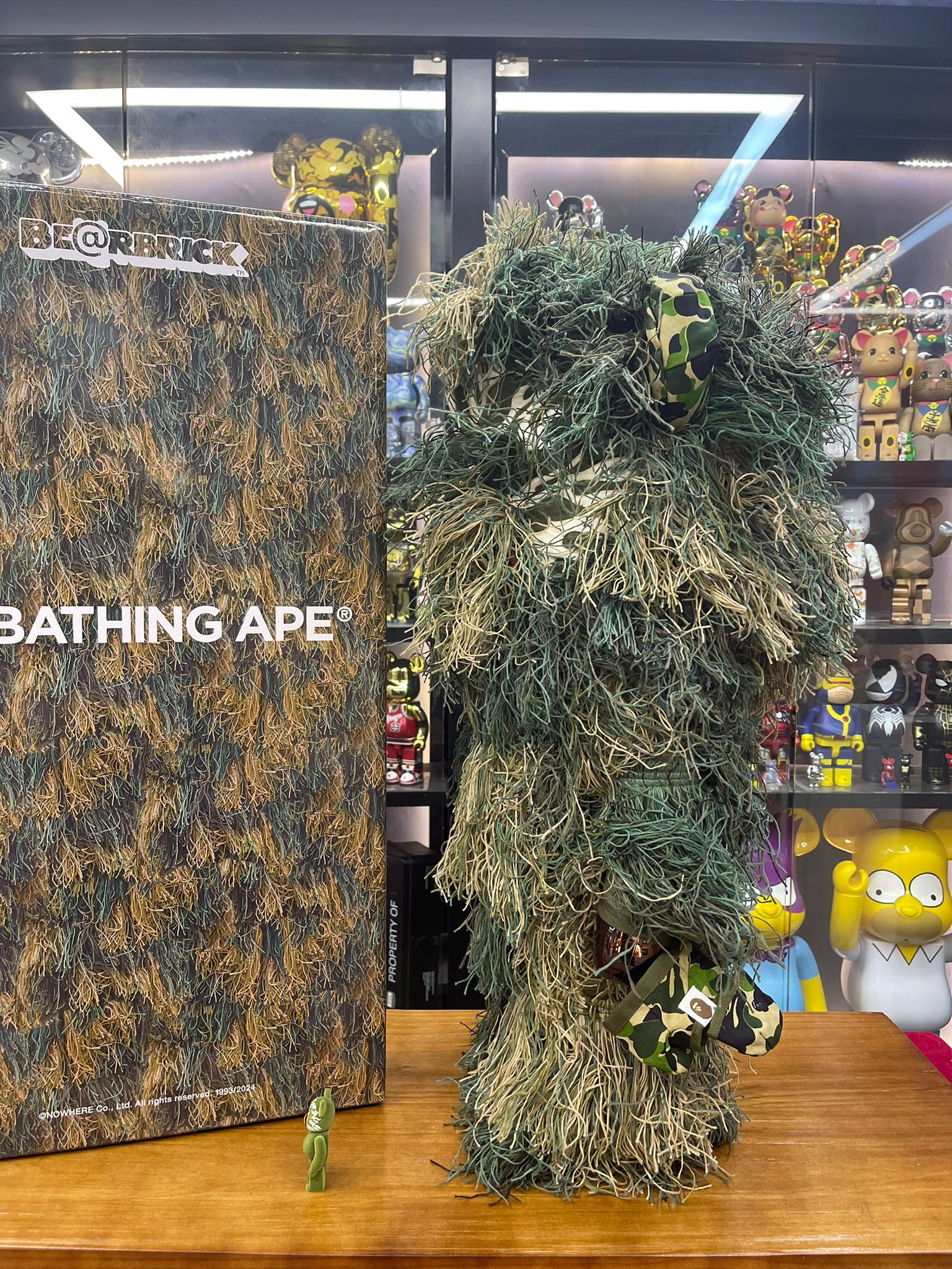 100% & 1000% BE@RBRICK A BATHING APE(R) × READYMADE