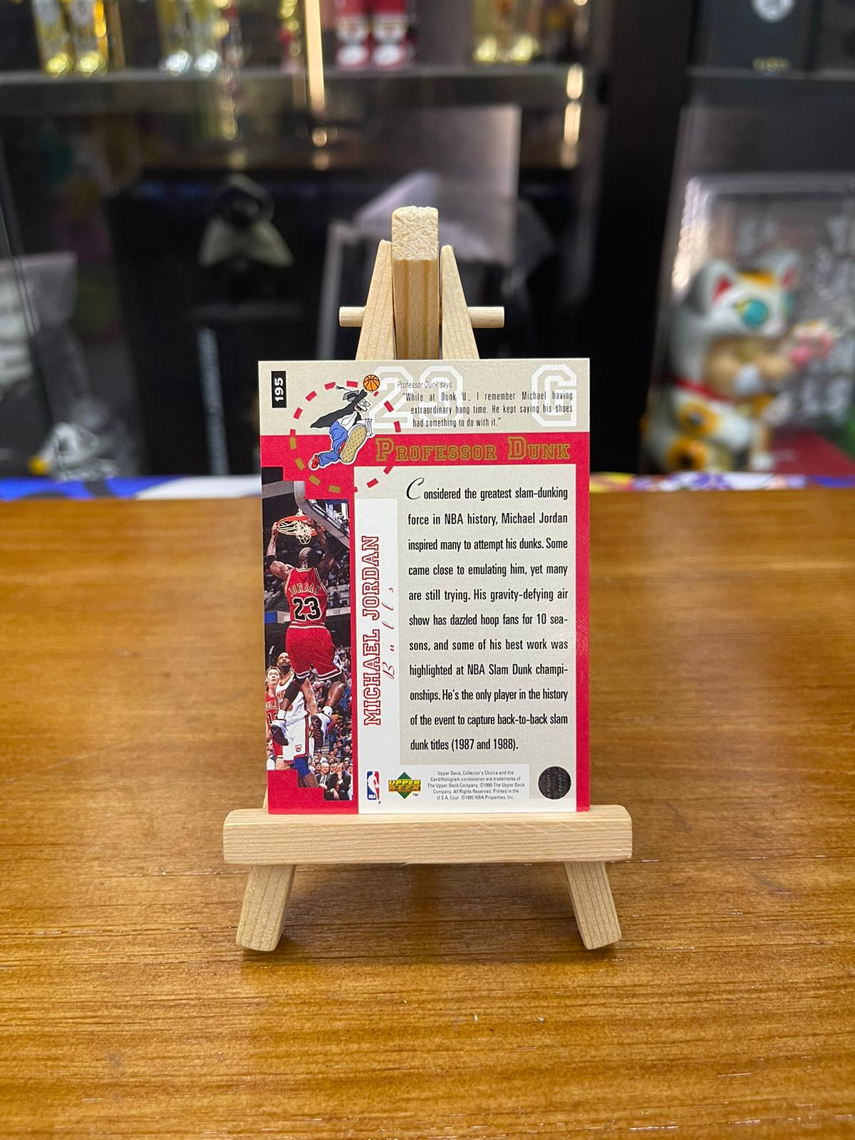 1993 Upper Deck Michael Jordan Professor Dunk 195