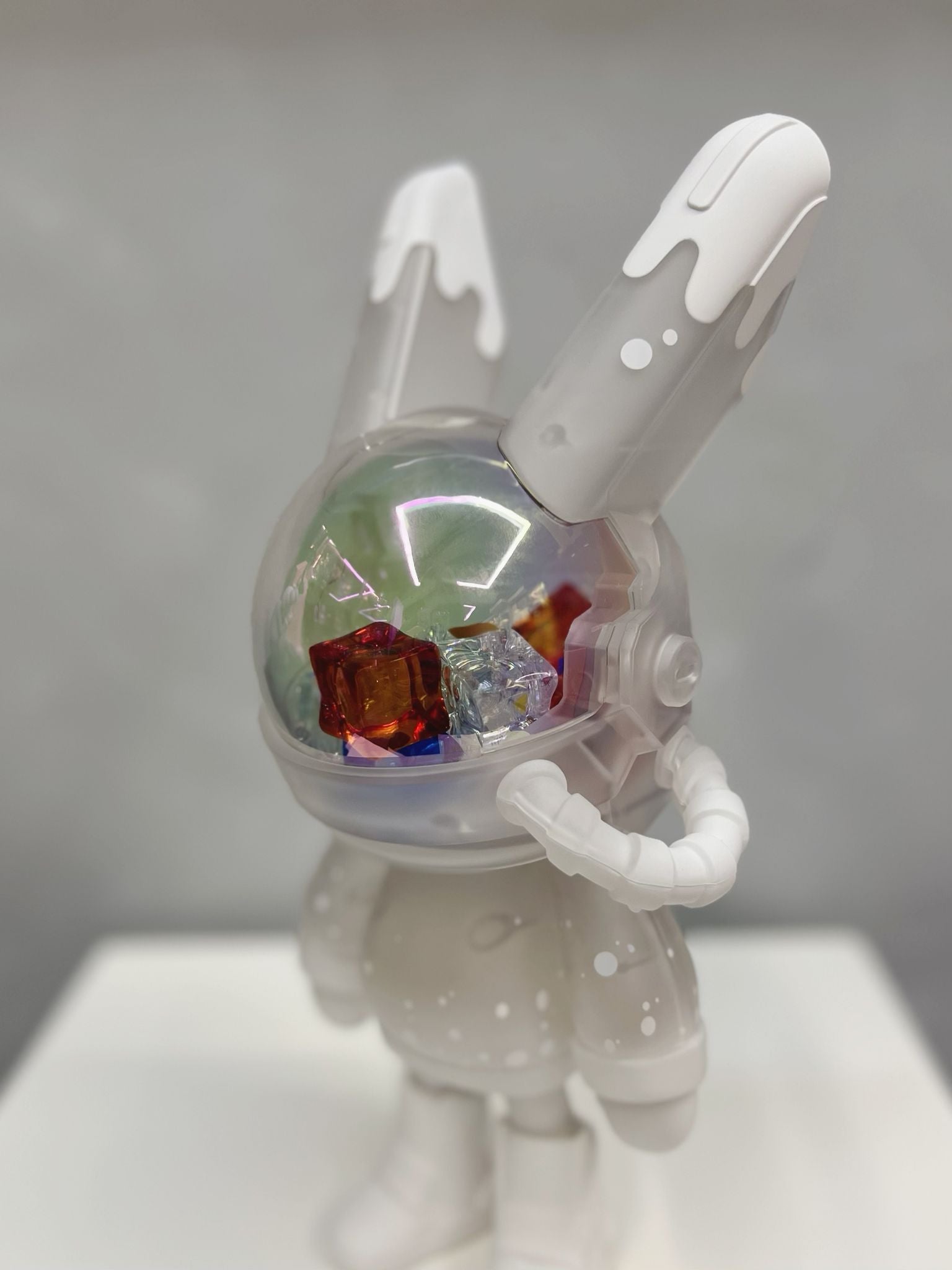 400% Robbi X Dairy Queen AURORA 幻雪極光