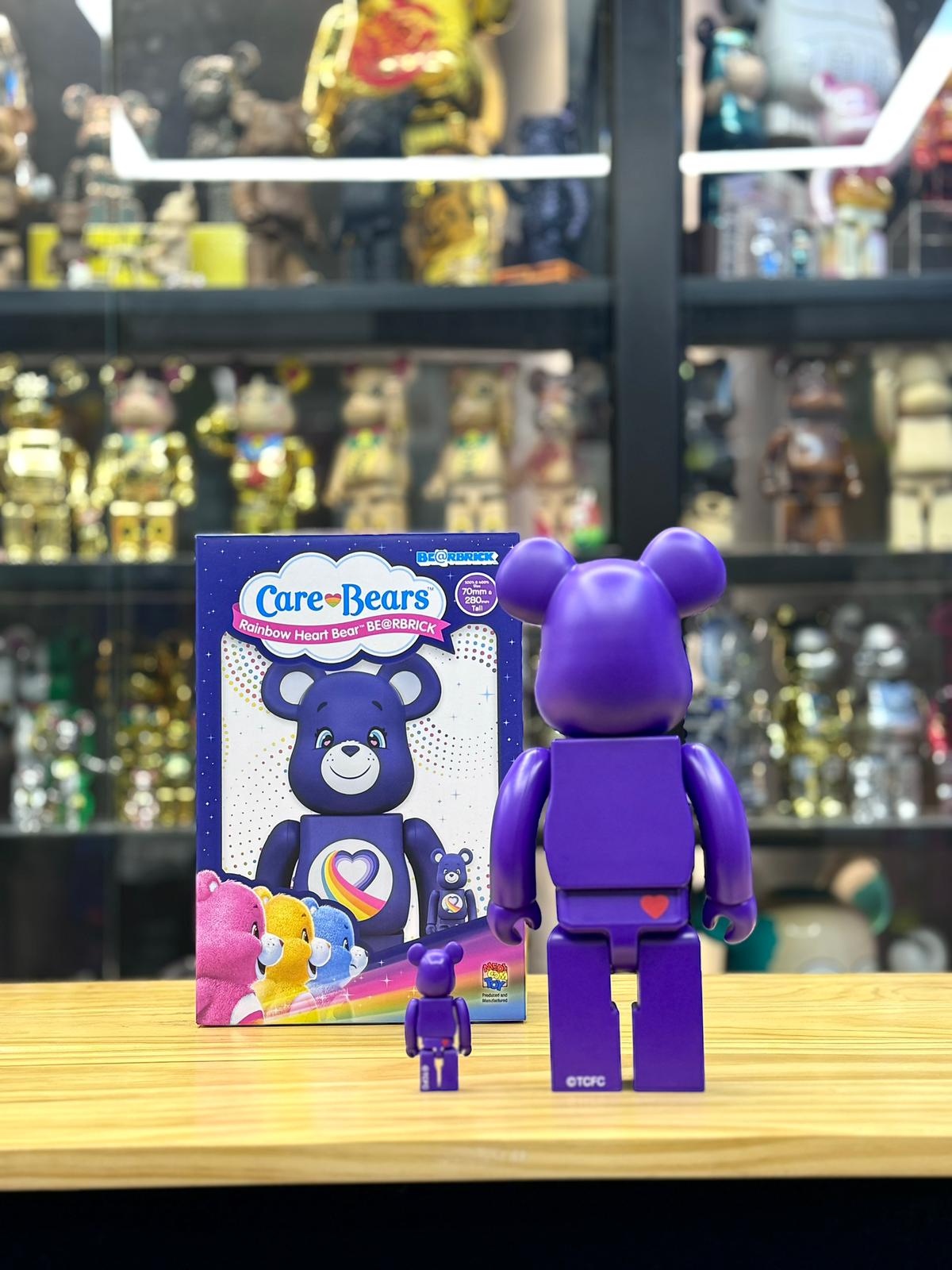 100% & 400% BE@RBRICK Care Bears(TM) Rainbow Heart Bear(TM)