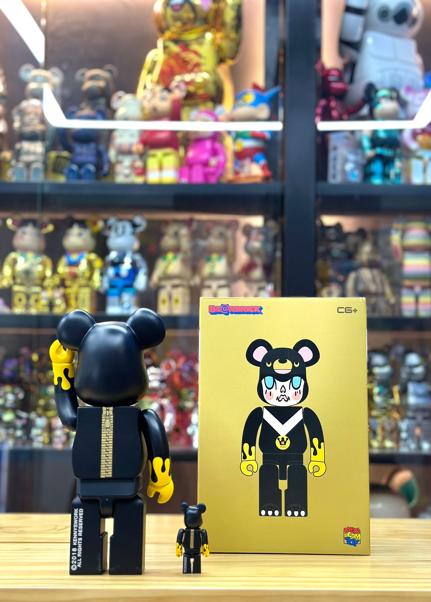 100% & 400 % BE@RBRICK X KENNYWORK MOLLY BEAR