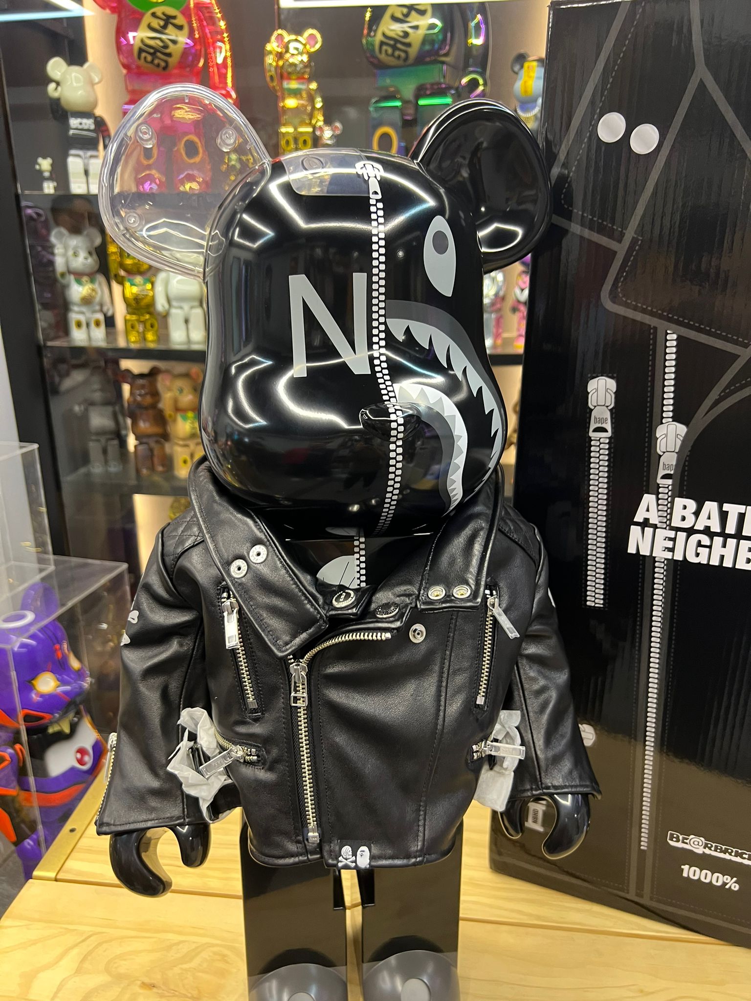 1000% Be@rbrick x A Bathing APE(R) x Neighborhood(R