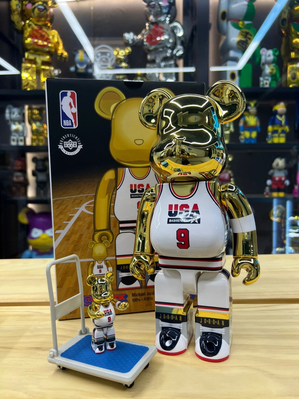 100% & 400% Michael Jordan 1992 Team USA – Madmaxtoys